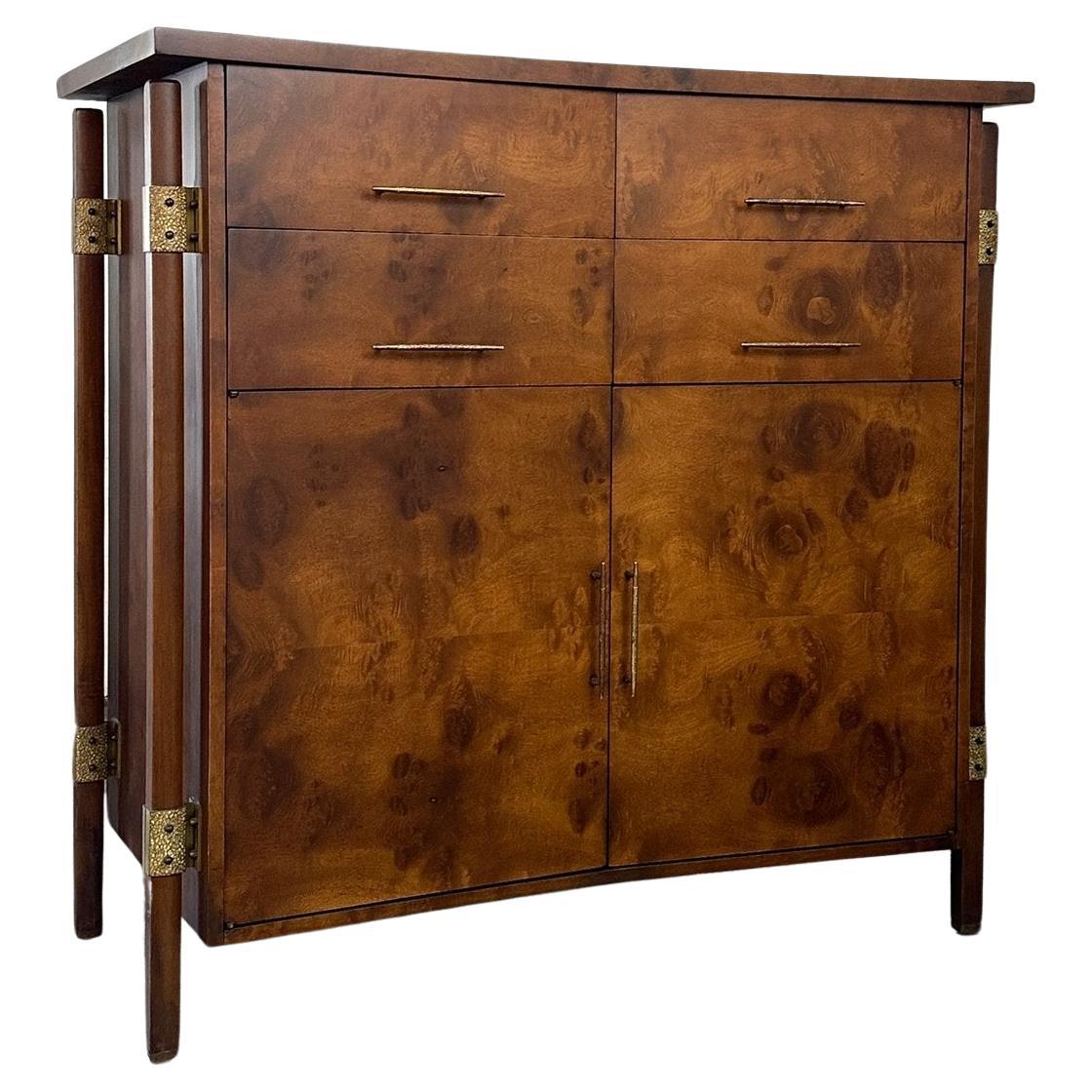 Romweber Burlwood Highboy courbé en vente