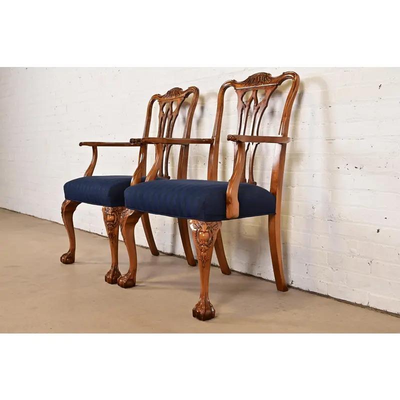 Romweber Chippendale Carved Walnut and Burl Wood Armchairs, Pair In Good Condition For Sale In South Bend, IN