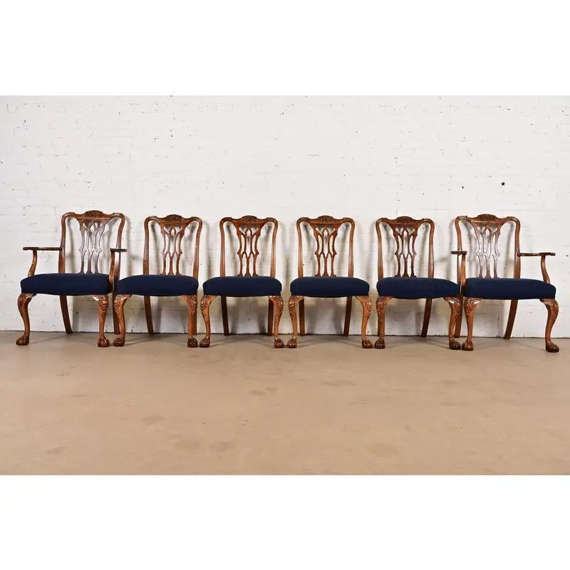 Romweber Chippendale Carved Walnut and Burl Wood Dining Chairs, Pair For Sale 7