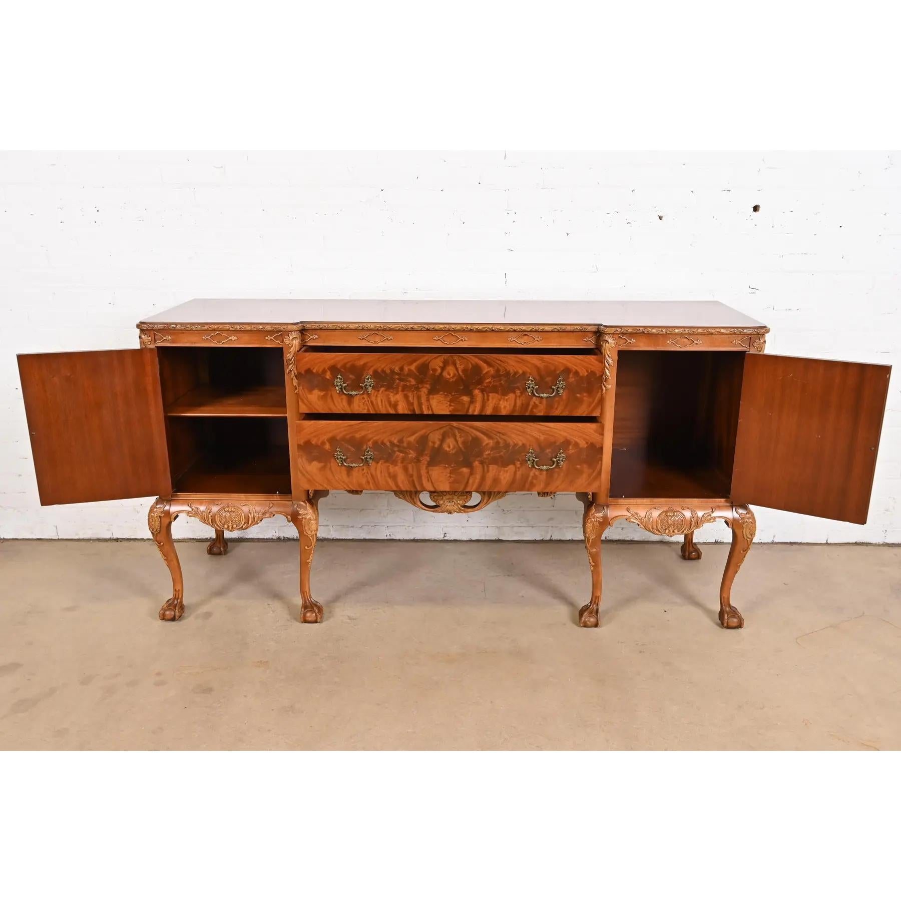 Early 20th Century Romweber Chippendale Flame Mahogany Carved Sideboard Buffet, Circa 1920s For Sale
