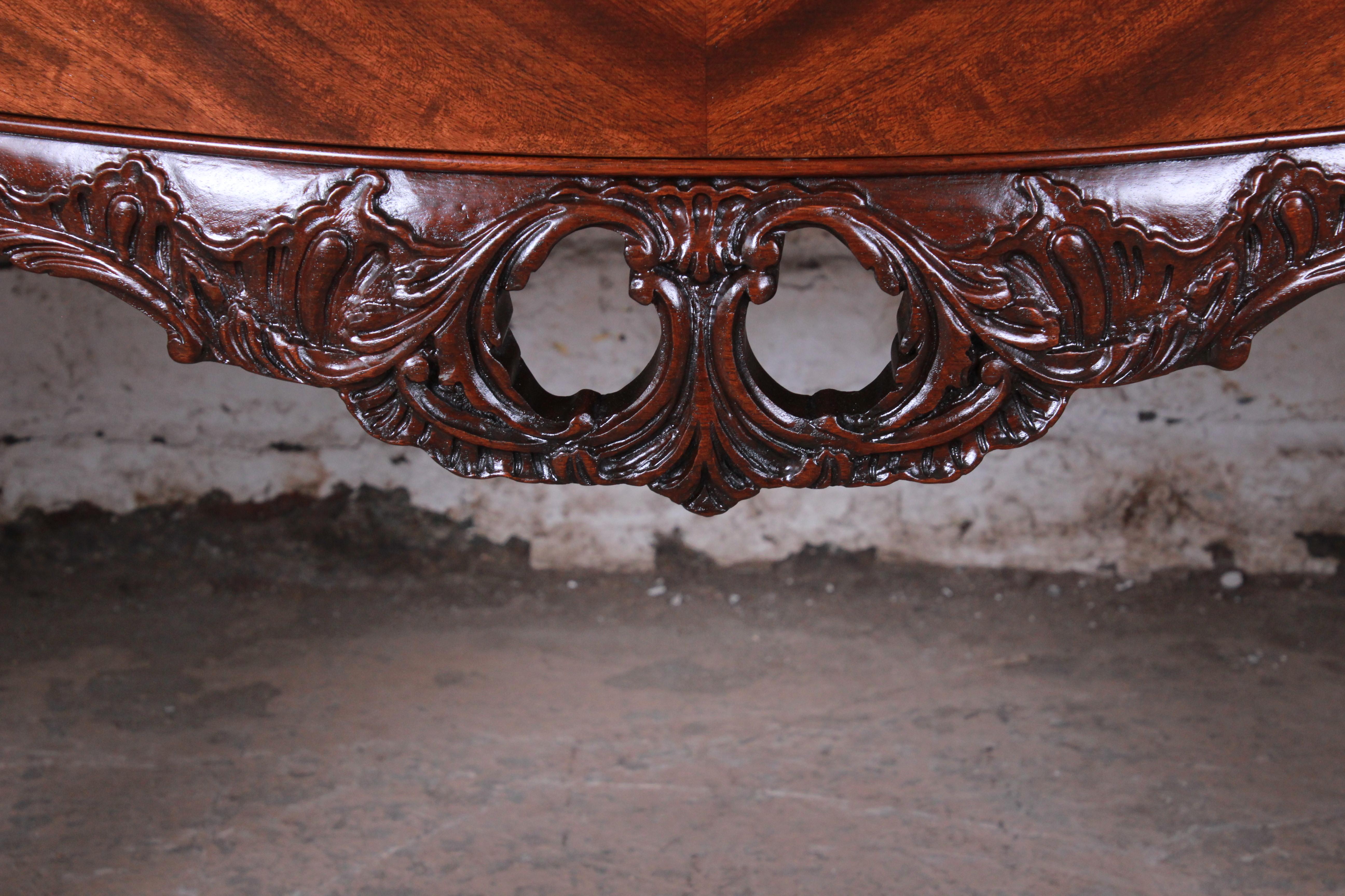 Early 20th Century Romweber Chippendale Flame Mahogany Ornate Carved Sideboard Buffet, circa 1920s
