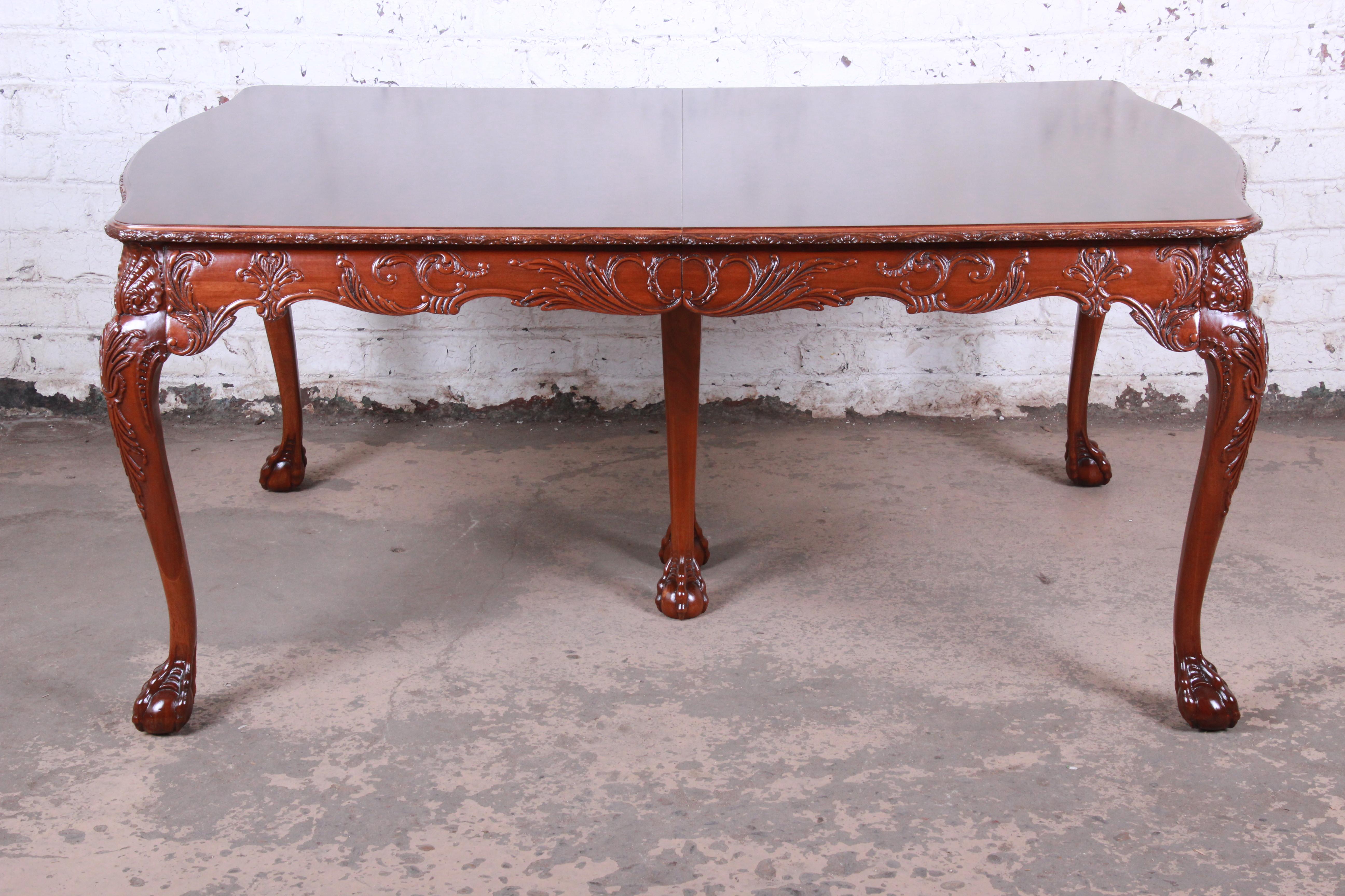 Romweber Chippendale Ornate Carved Mahogany Extension Dining Table, circa 1920s 3