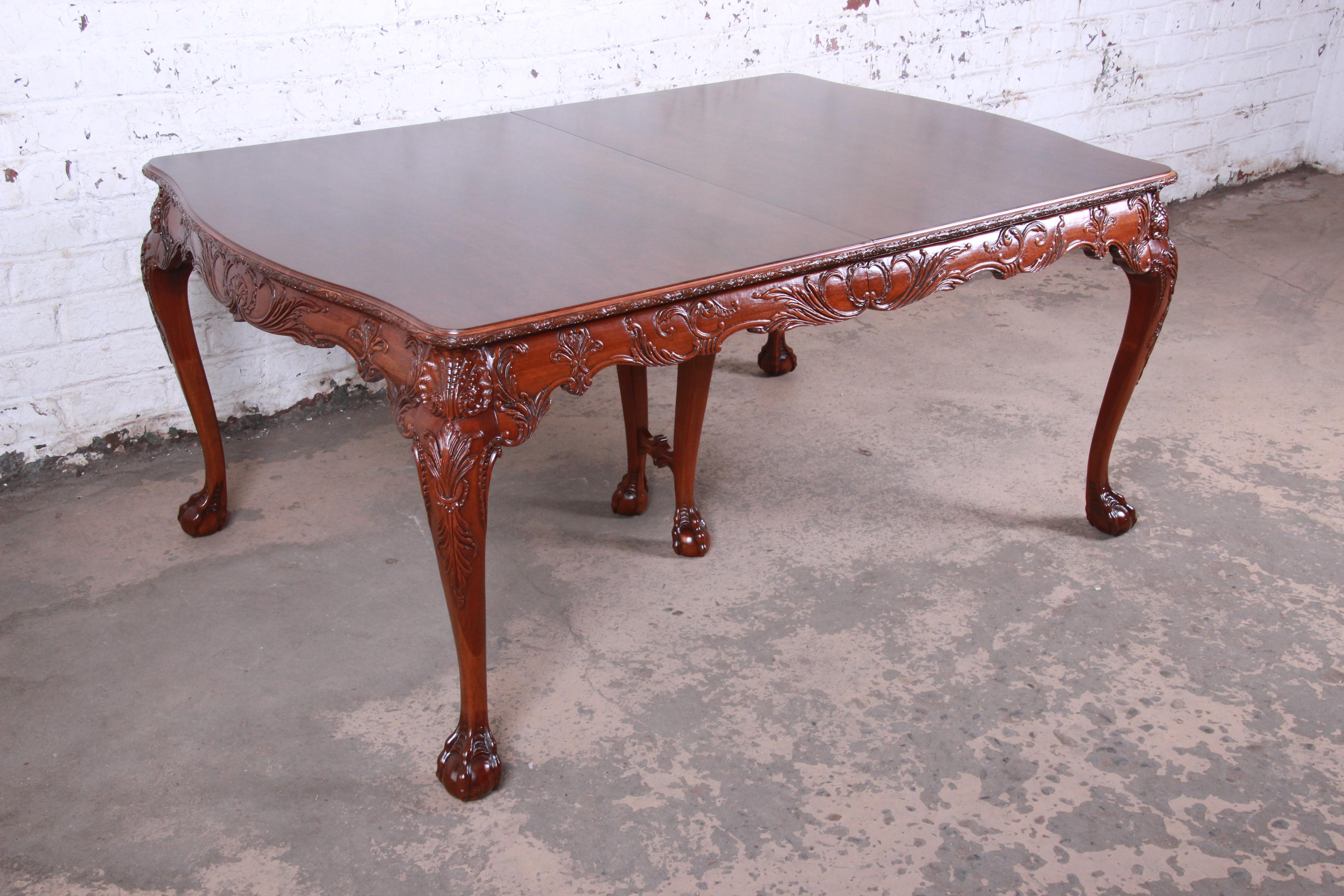 Romweber Chippendale Ornate Carved Mahogany Extension Dining Table, circa 1920s 7