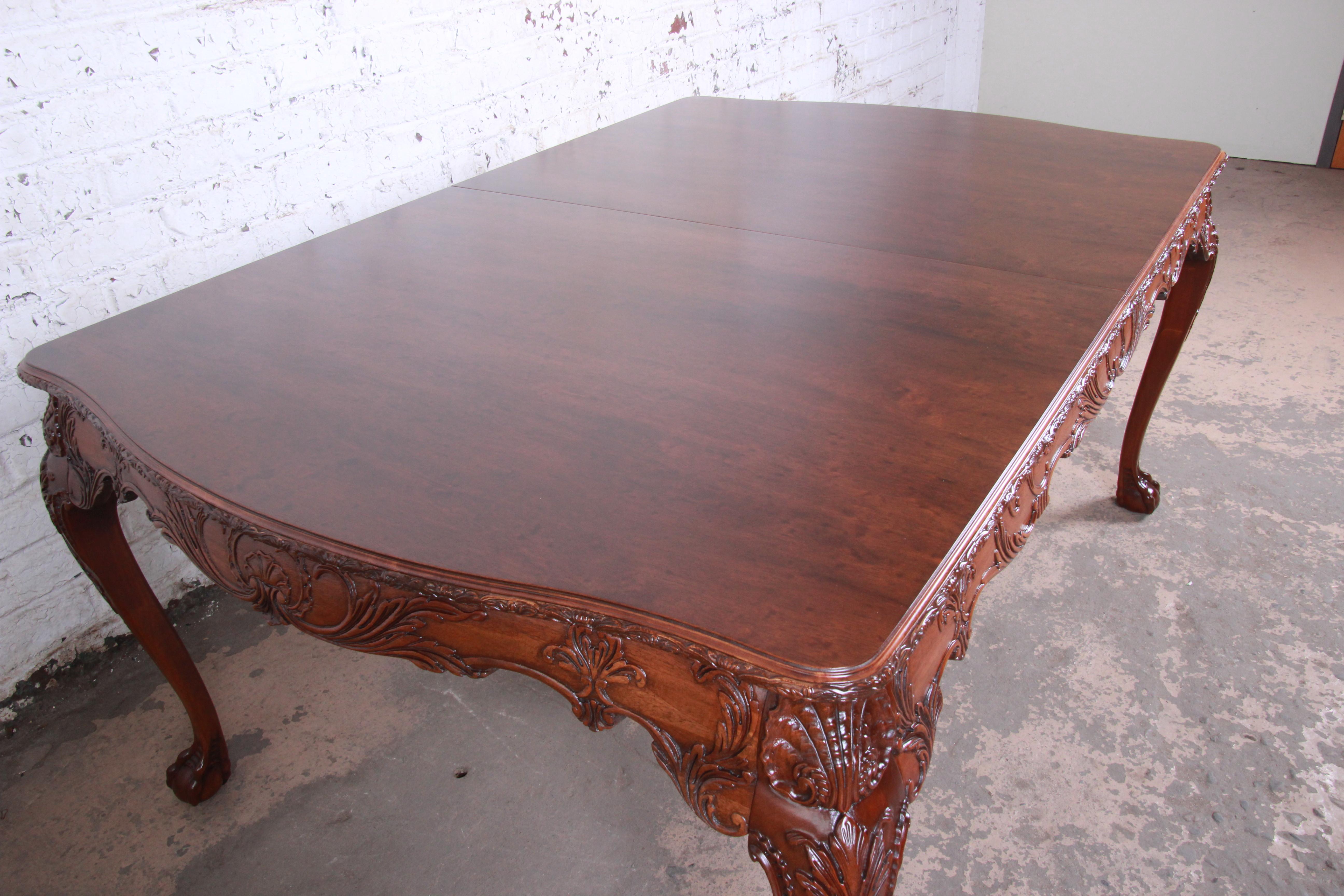 Romweber Chippendale Ornate Carved Mahogany Extension Dining Table, circa 1920s 8