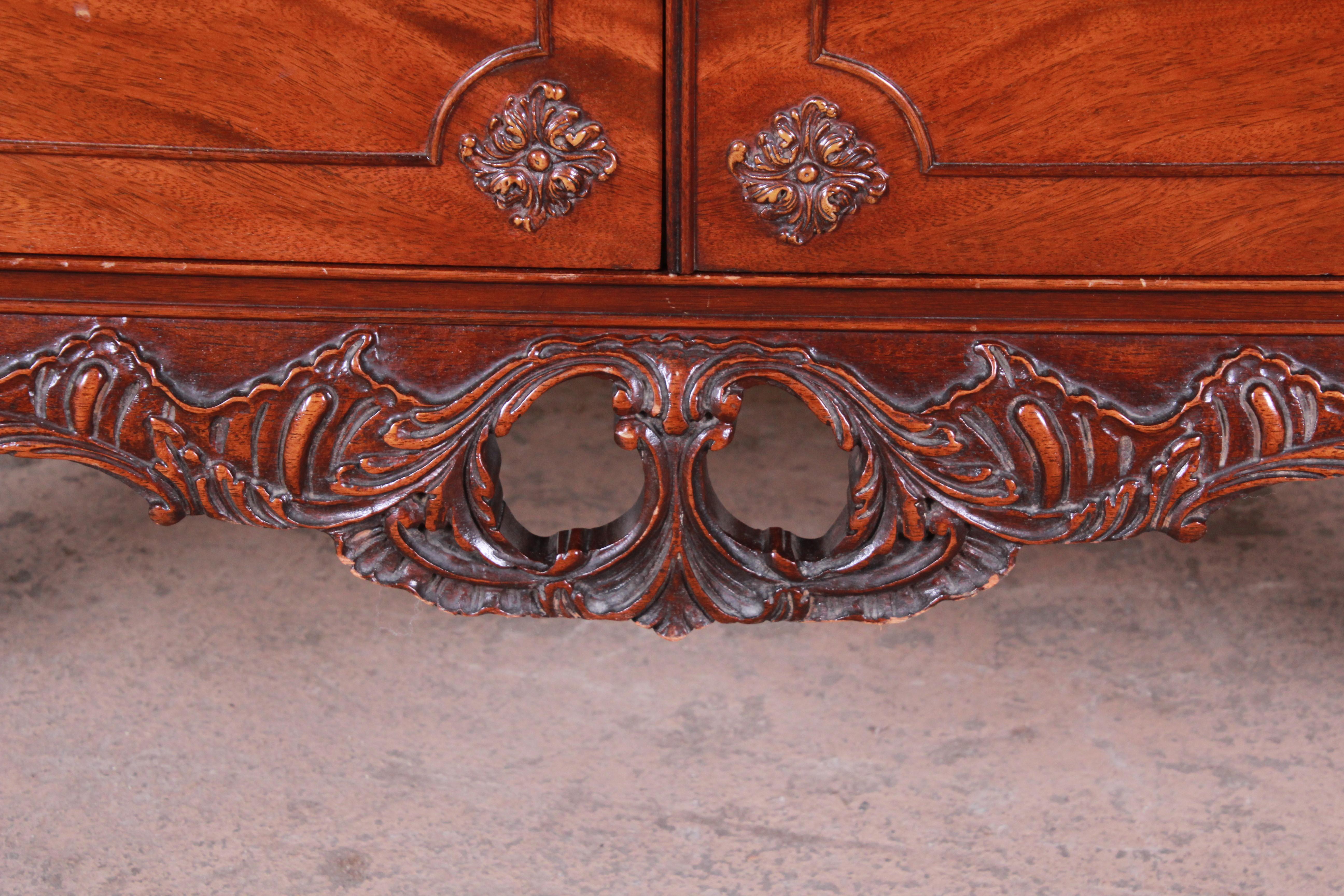 Romweber Flame Mahogany Chippendale Curved Glass Cabinet or Bookcase, 1930s 2