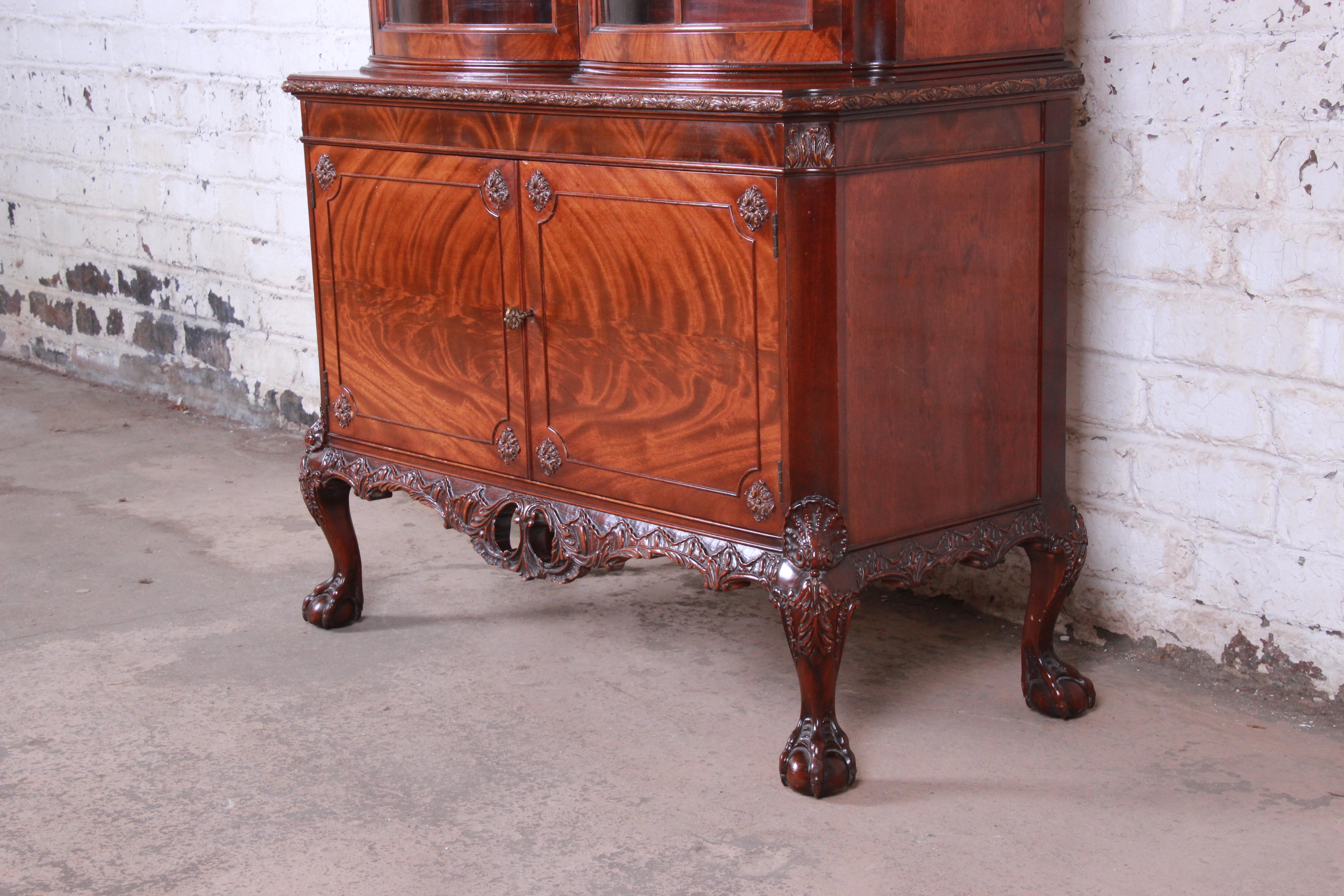 Romweber Flame Mahogany Chippendale Curved Glass Cabinet or Bookcase, 1930s In Good Condition In South Bend, IN