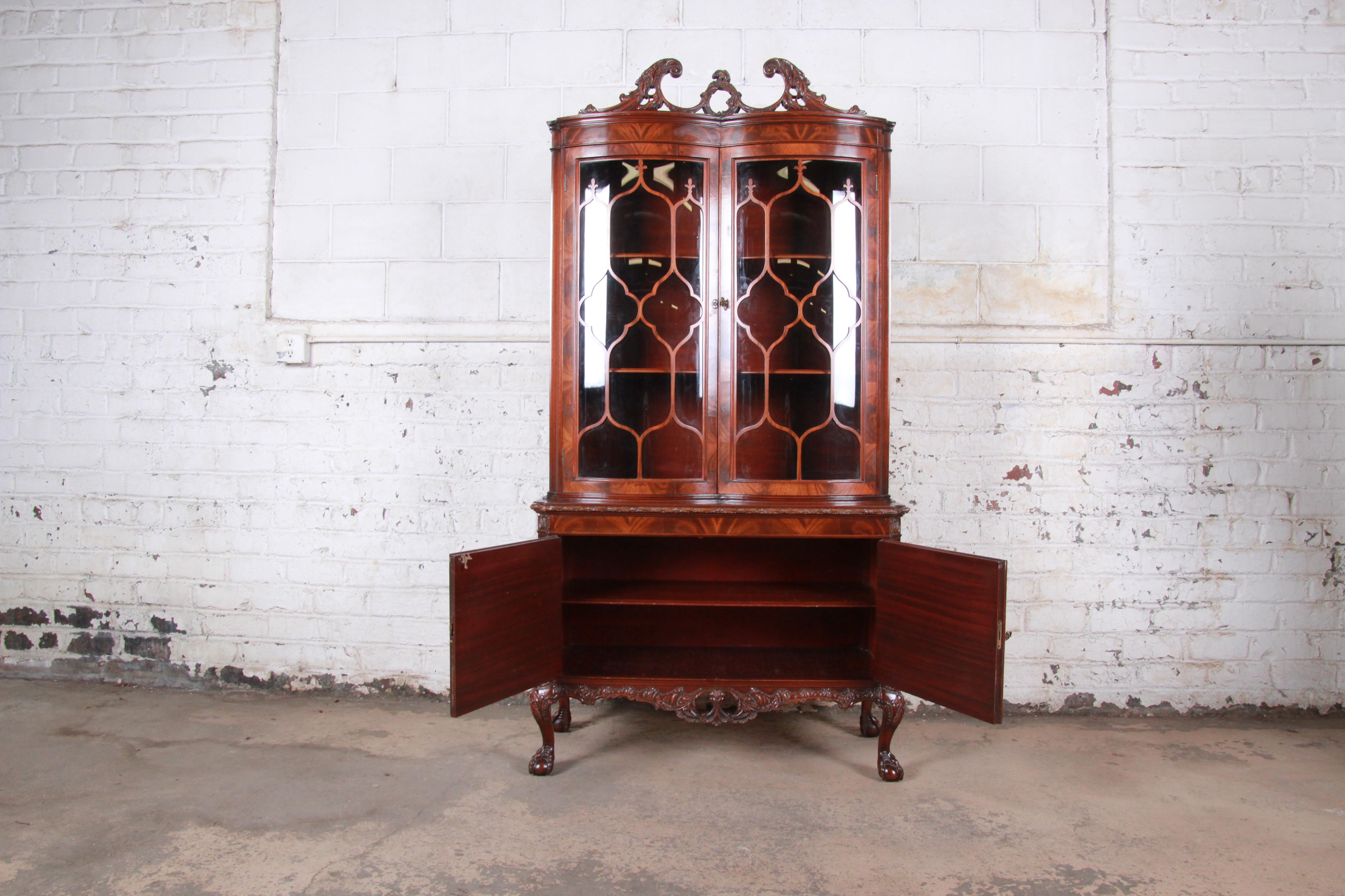 Mid-20th Century Romweber Flame Mahogany Chippendale Curved Glass Cabinet or Bookcase, 1930s