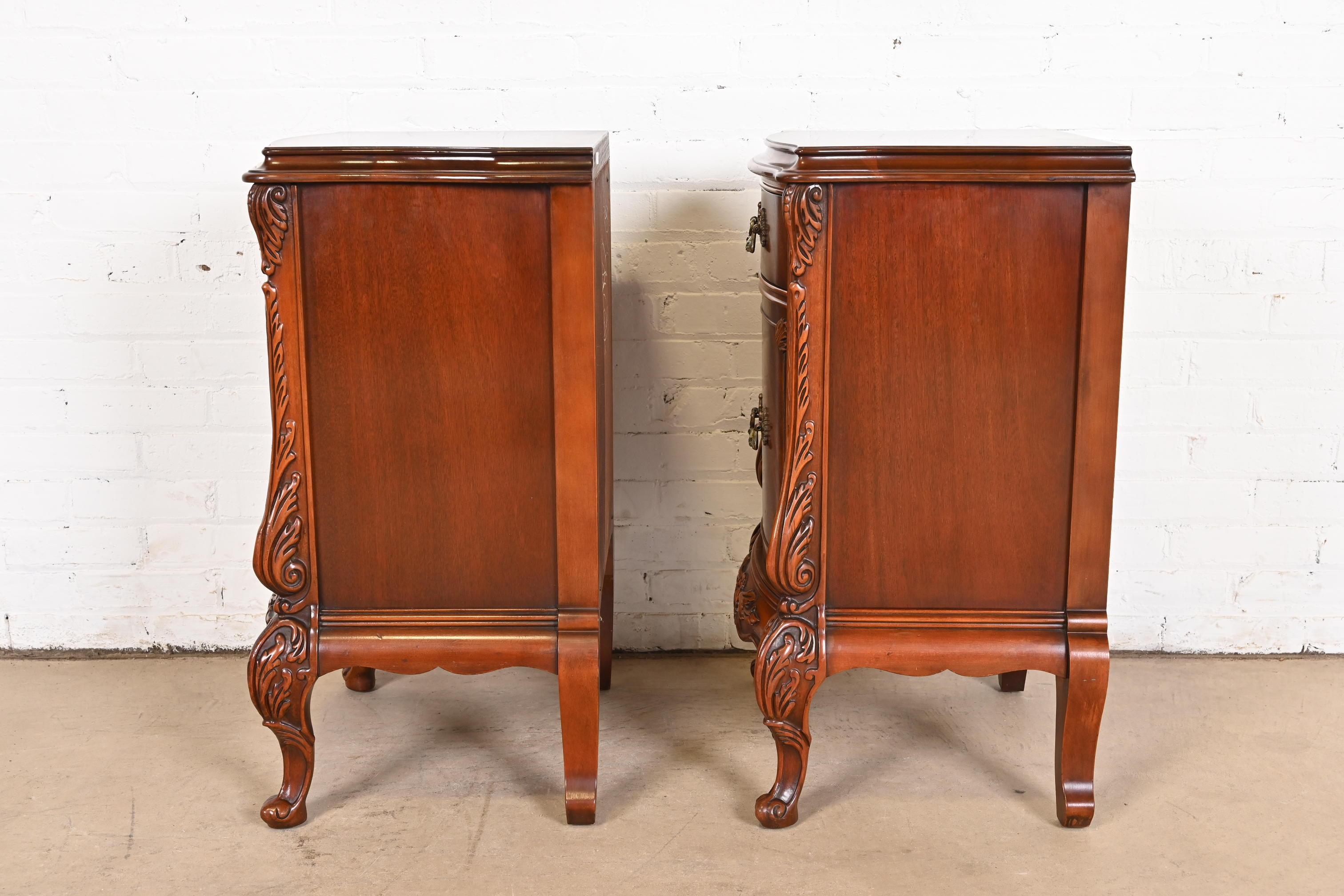 Romweber French Louis XV Flame Mahogany Nightstands, Circa 1920s For Sale 8