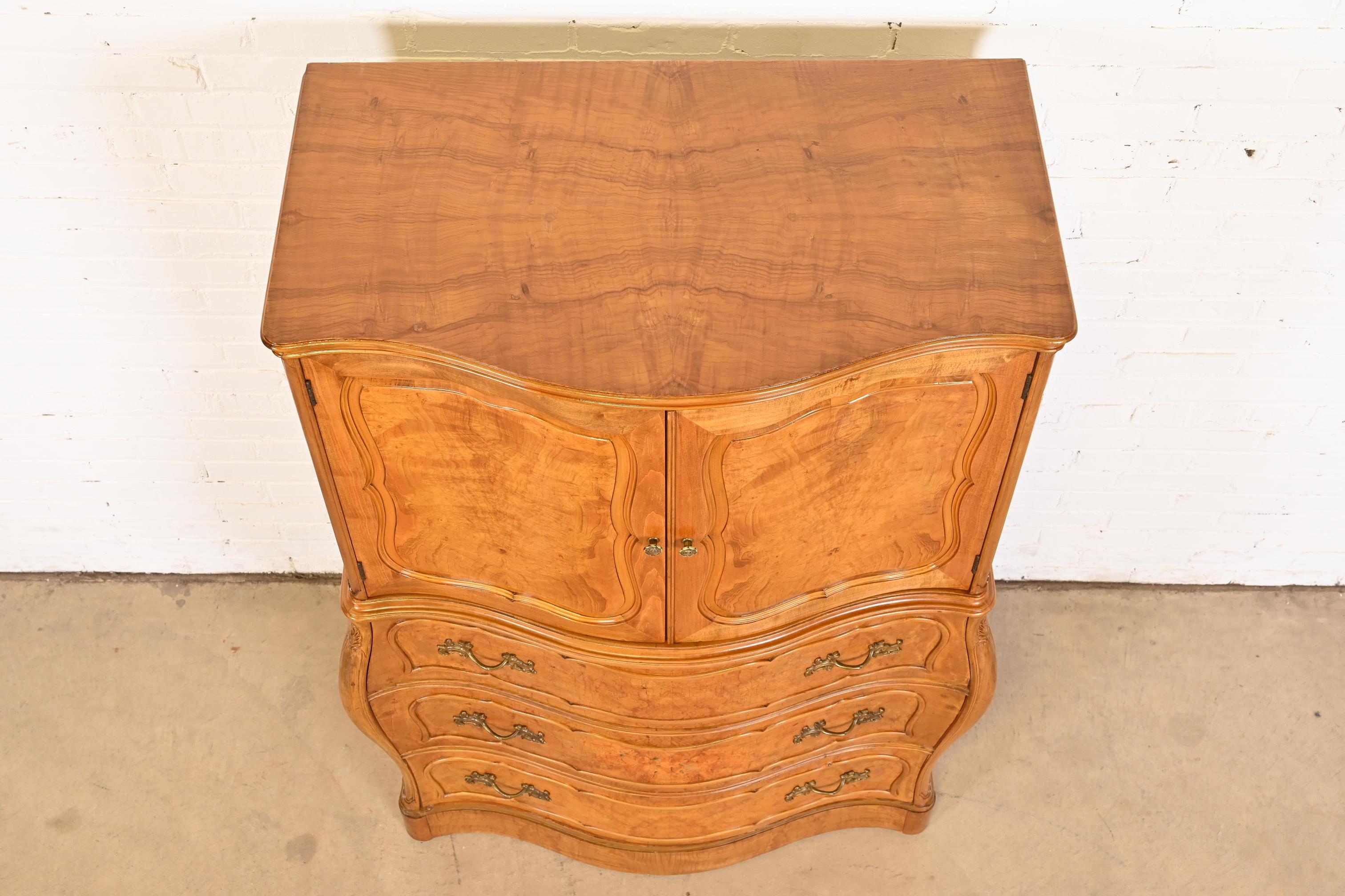 Romweber French Provincial Louis XV Bombay Form Burl Wood Gentleman's Chest For Sale 7