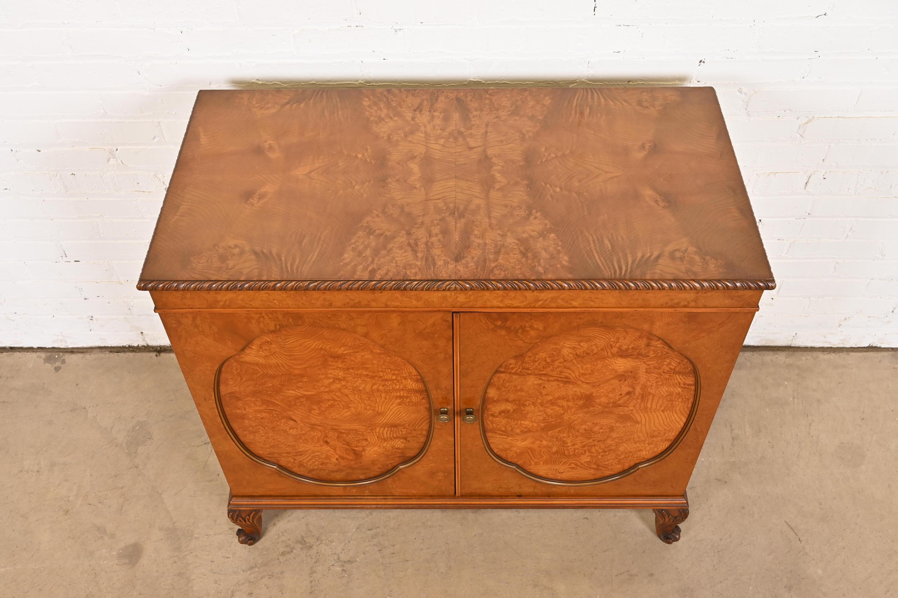 Romweber French Provincial Louis XV Burl Wood Bar Cabinet, Circa 1920s For Sale 3