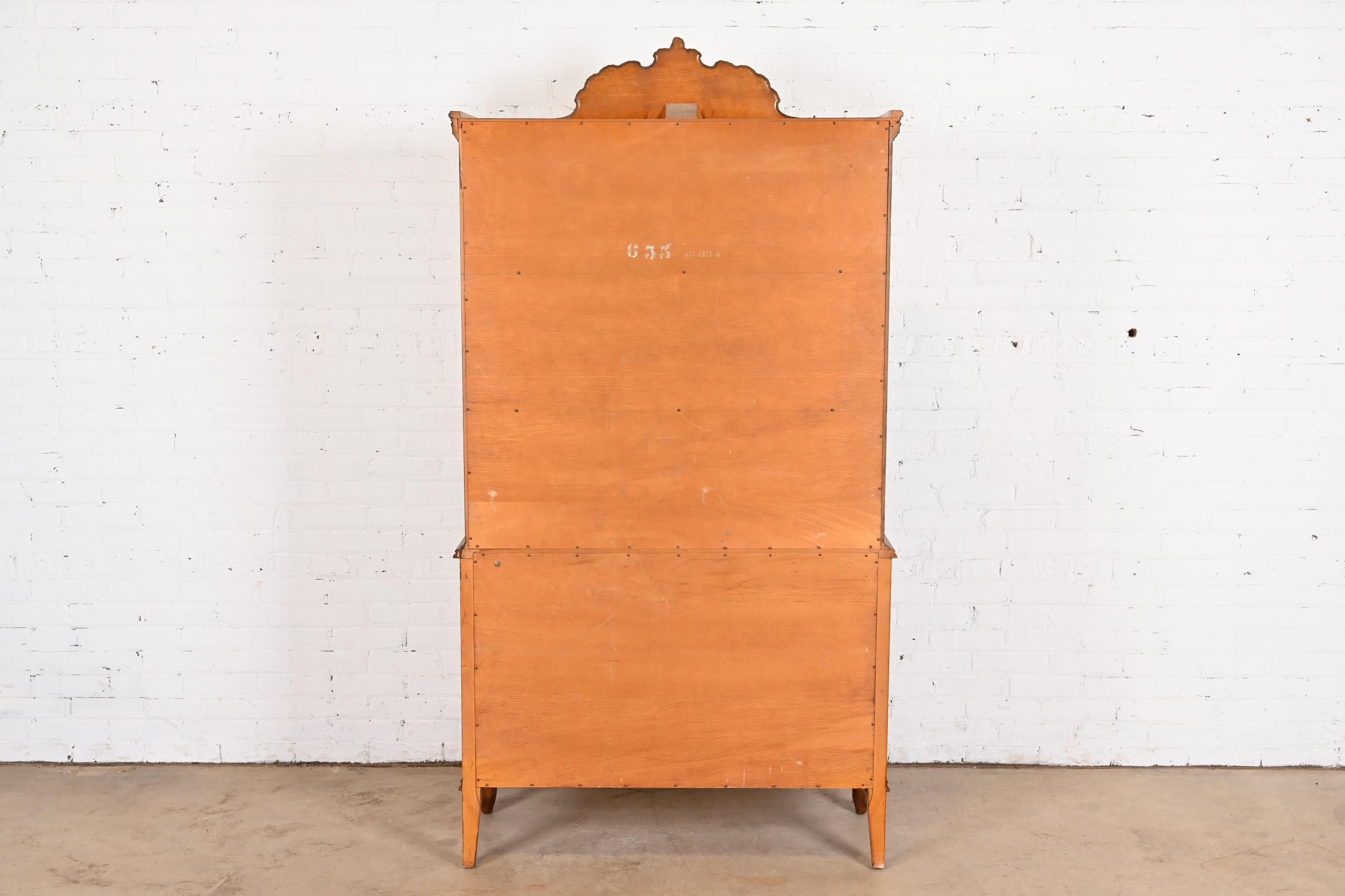 Romweber French Provincial Louis XV Burl Wood Breakfront Bookcase Cabinet, 1920s For Sale 4