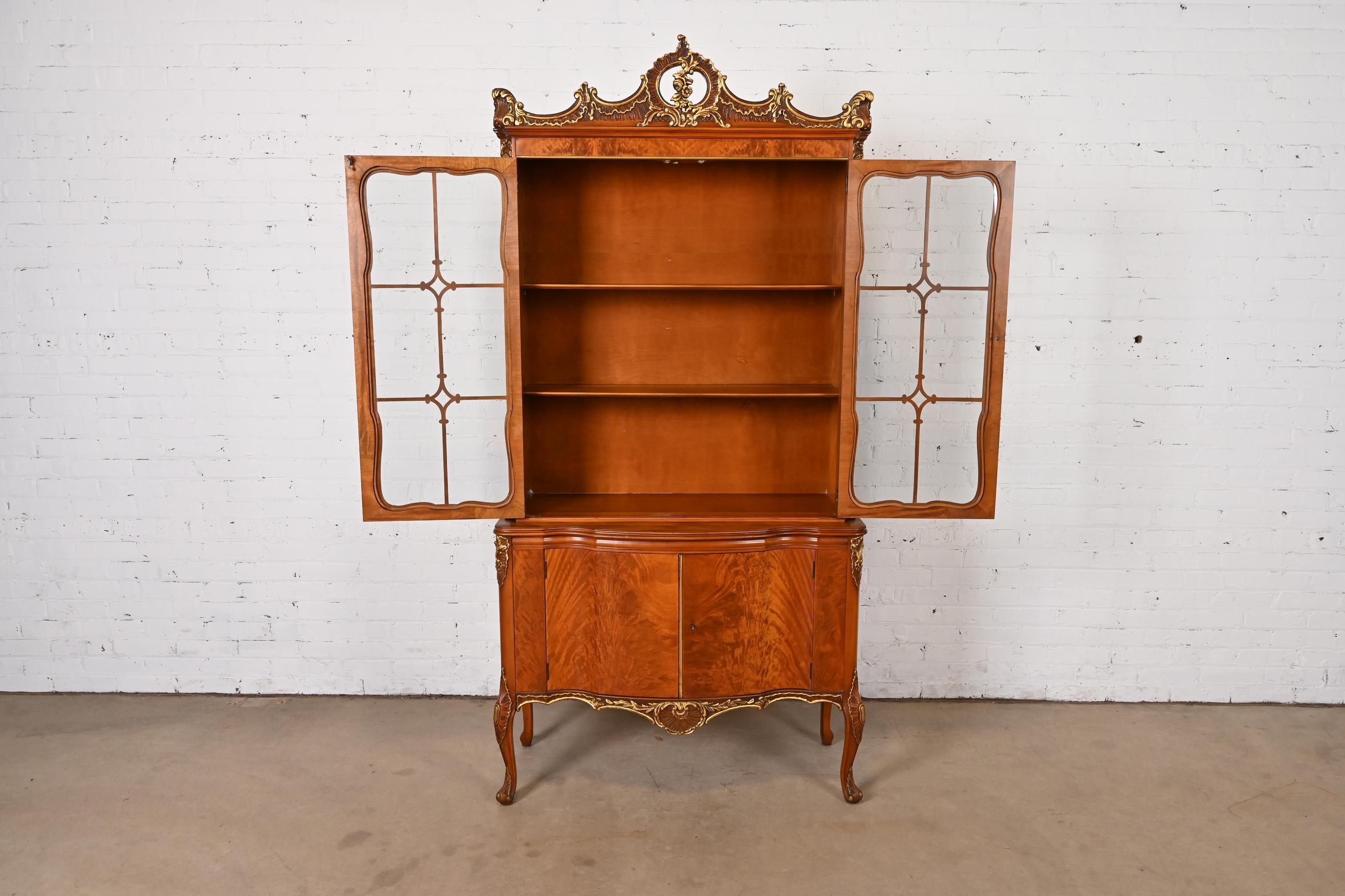 Glass Romweber French Provincial Louis XV Burl Wood Breakfront Bookcase Cabinet, 1920s