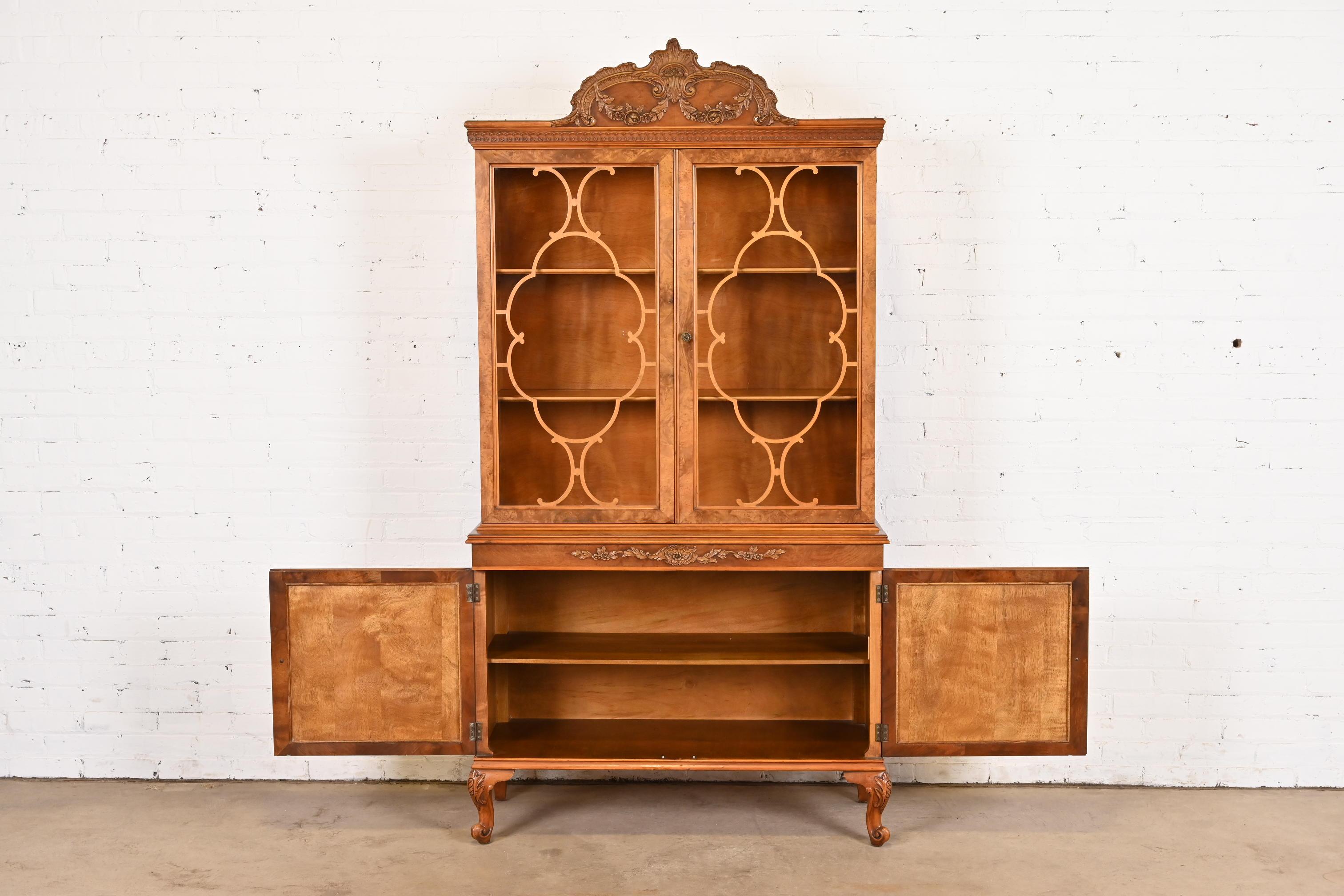 Romweber French Provincial Louis XV Burl Wood Breakfront Bookcase Cabinet, 1920s For Sale 1