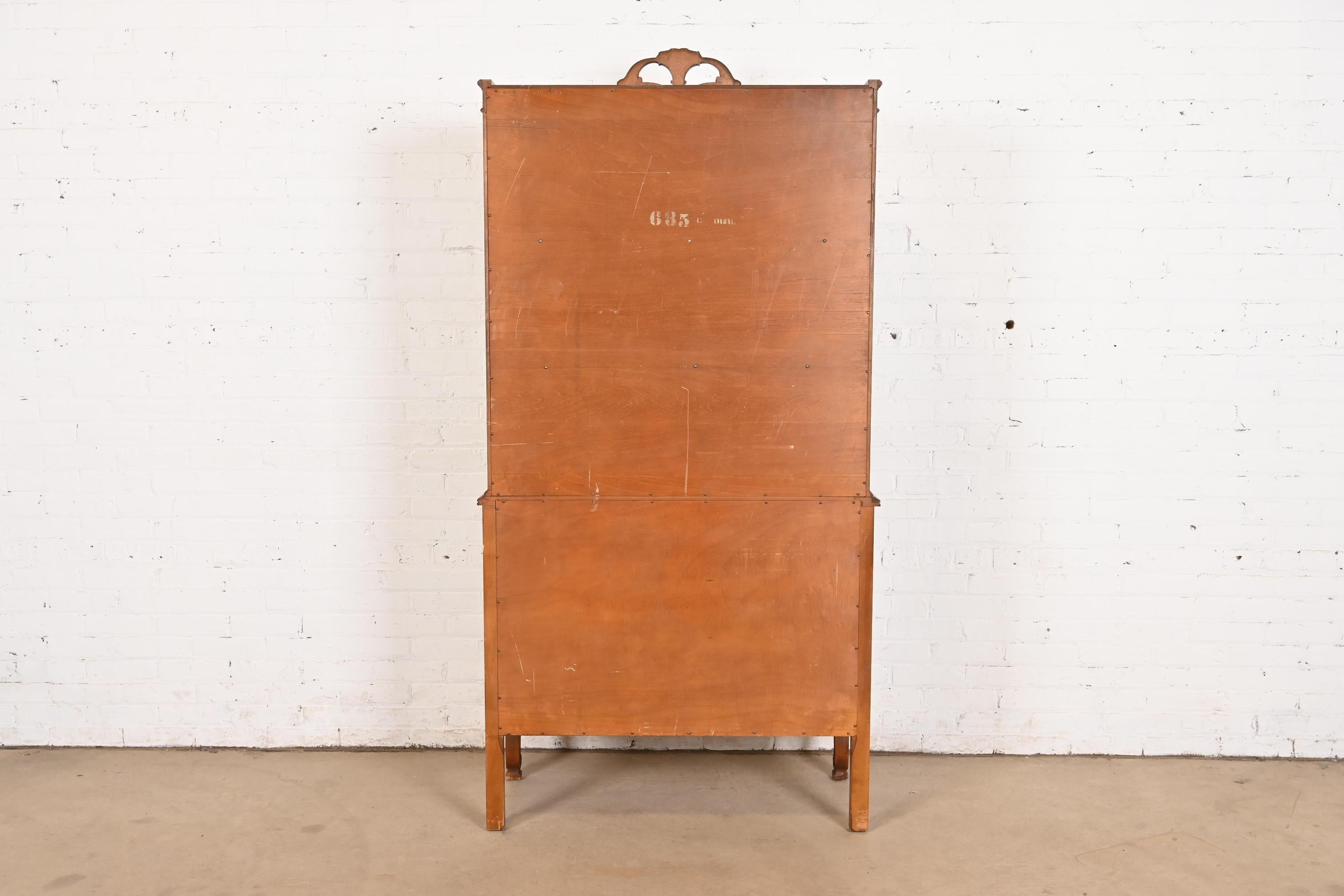 Romweber French Provincial Louis XV Burl Wood Breakfront Bookcase Cabinet For Sale 4