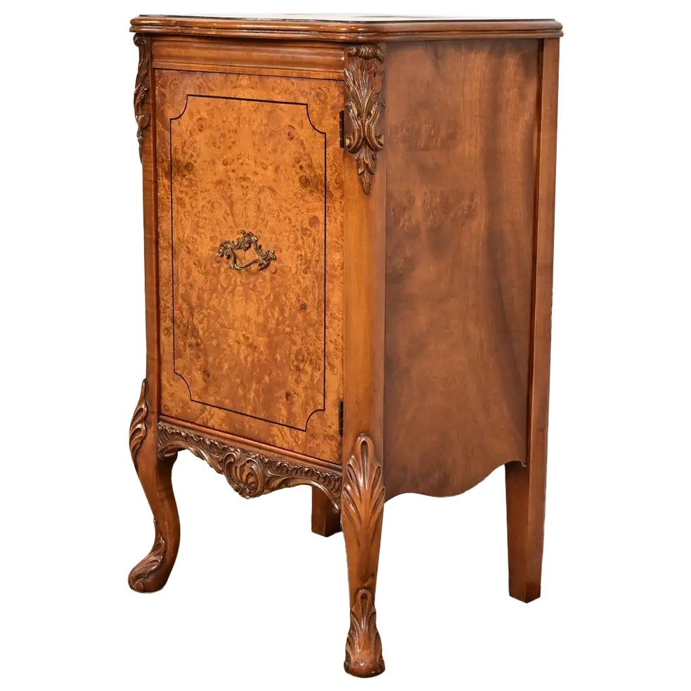 Comodino Romweber in legno di radica Luigi XV, CIRCA 1920