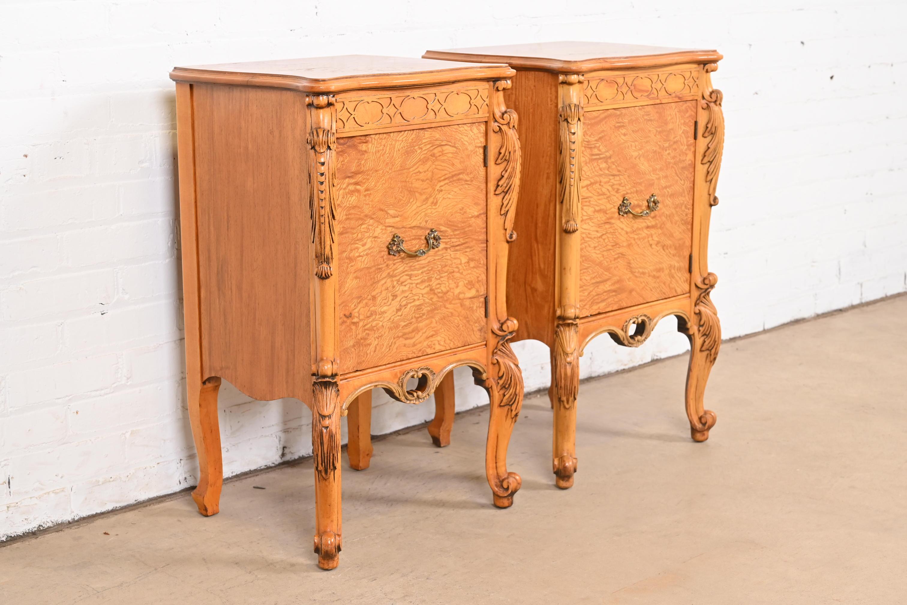Brass Romweber French Provincial Louis XV Burl Wood Nightstands, Circa 1920s For Sale