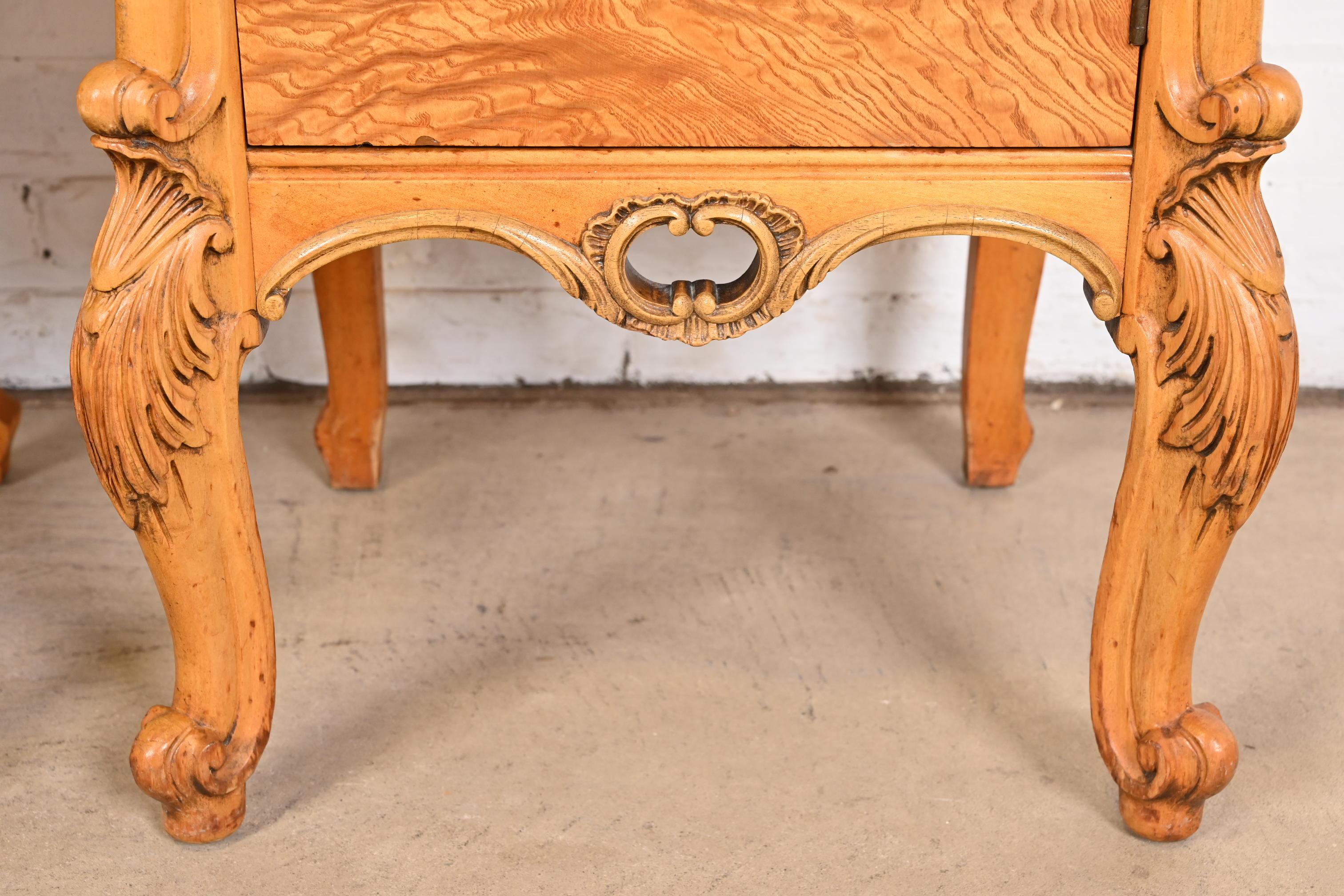 Romweber French Provincial Louis XV Burl Wood Nightstands, Circa 1920s For Sale 2