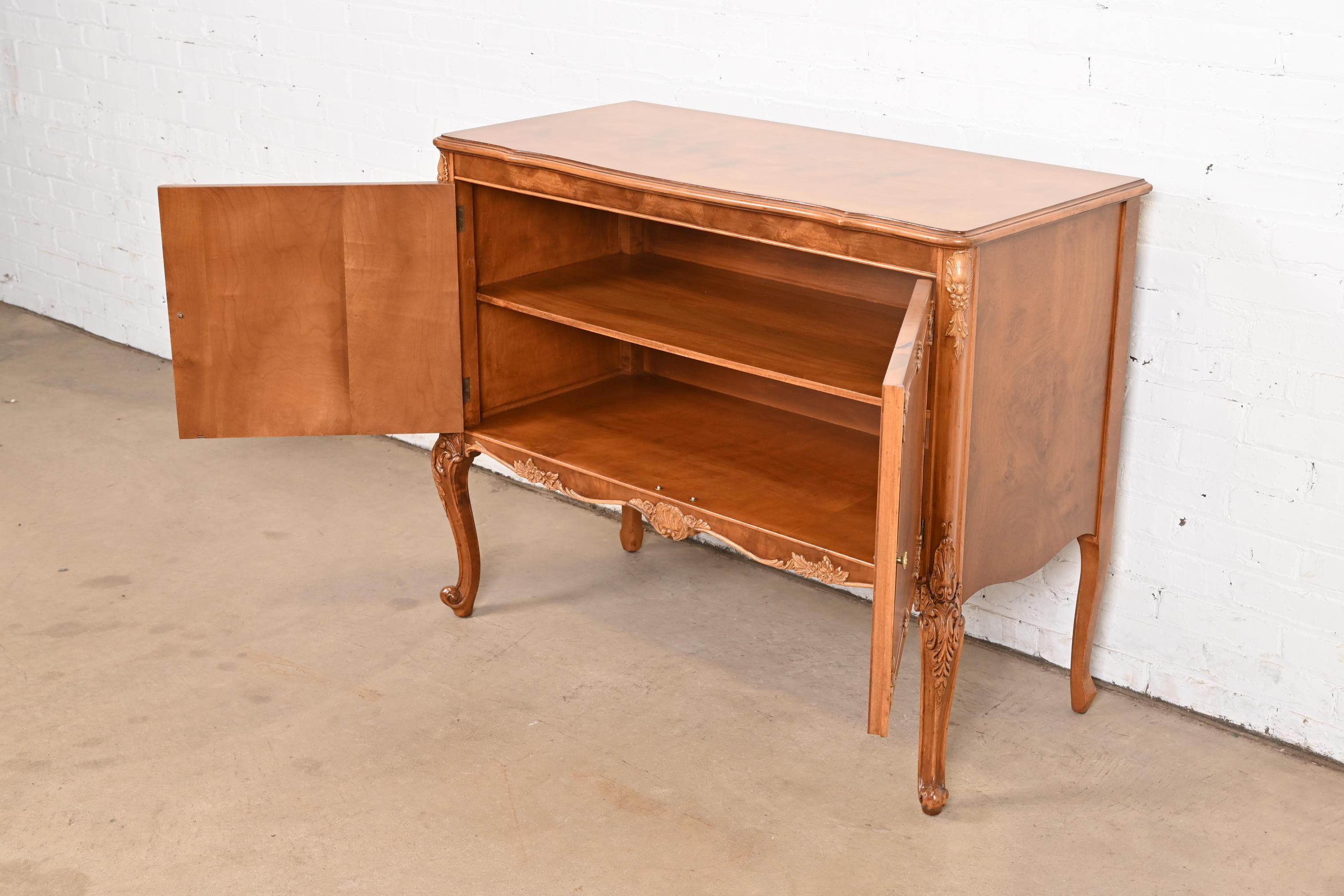 Romweber French Provincial Louis XV Burl Wood Server or Bar Cabinet, Refinished For Sale 1