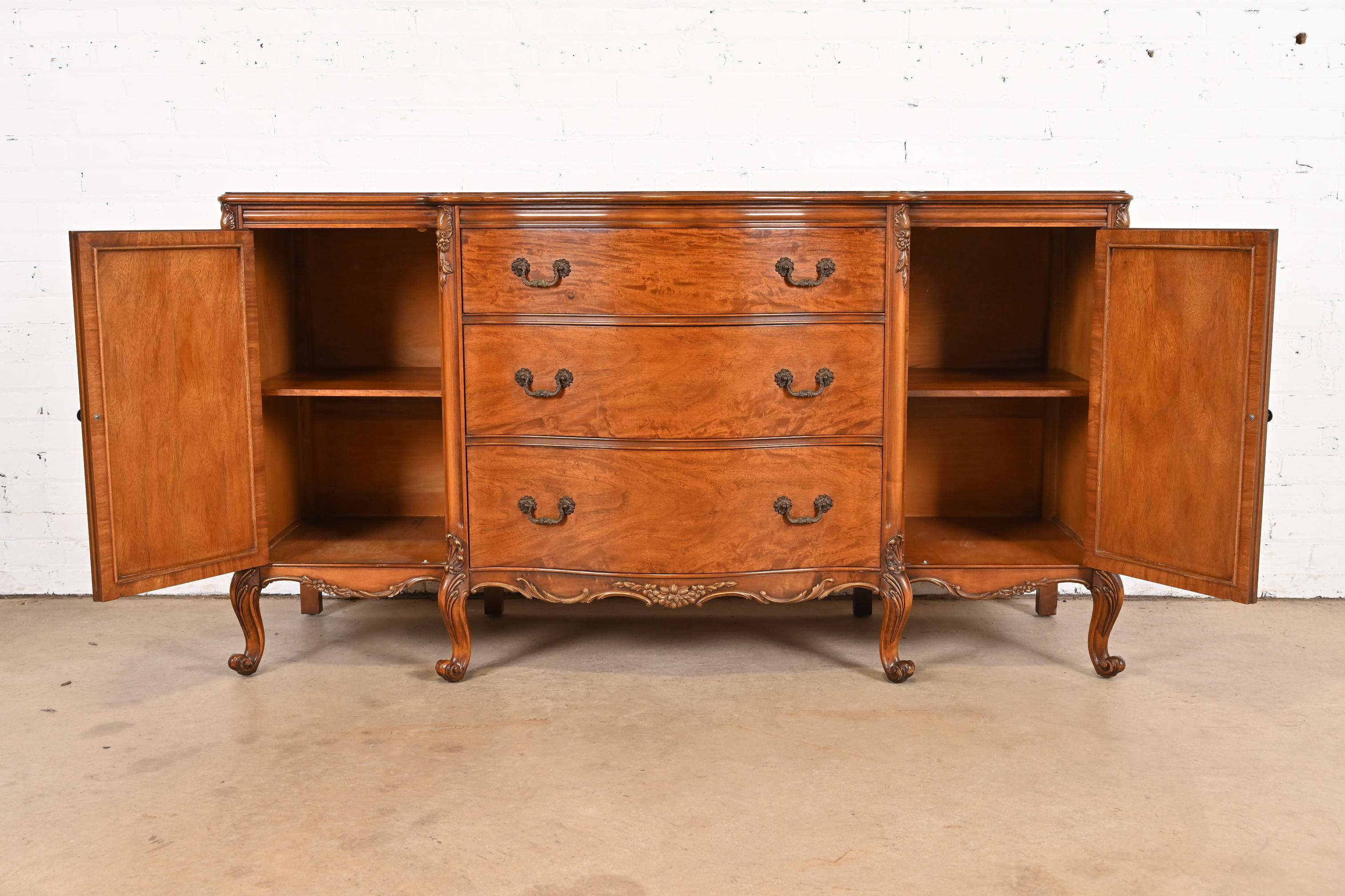 Romweber French Provincial Louis XV Burl Wood Sideboard Credenza, Circa 1920s 7