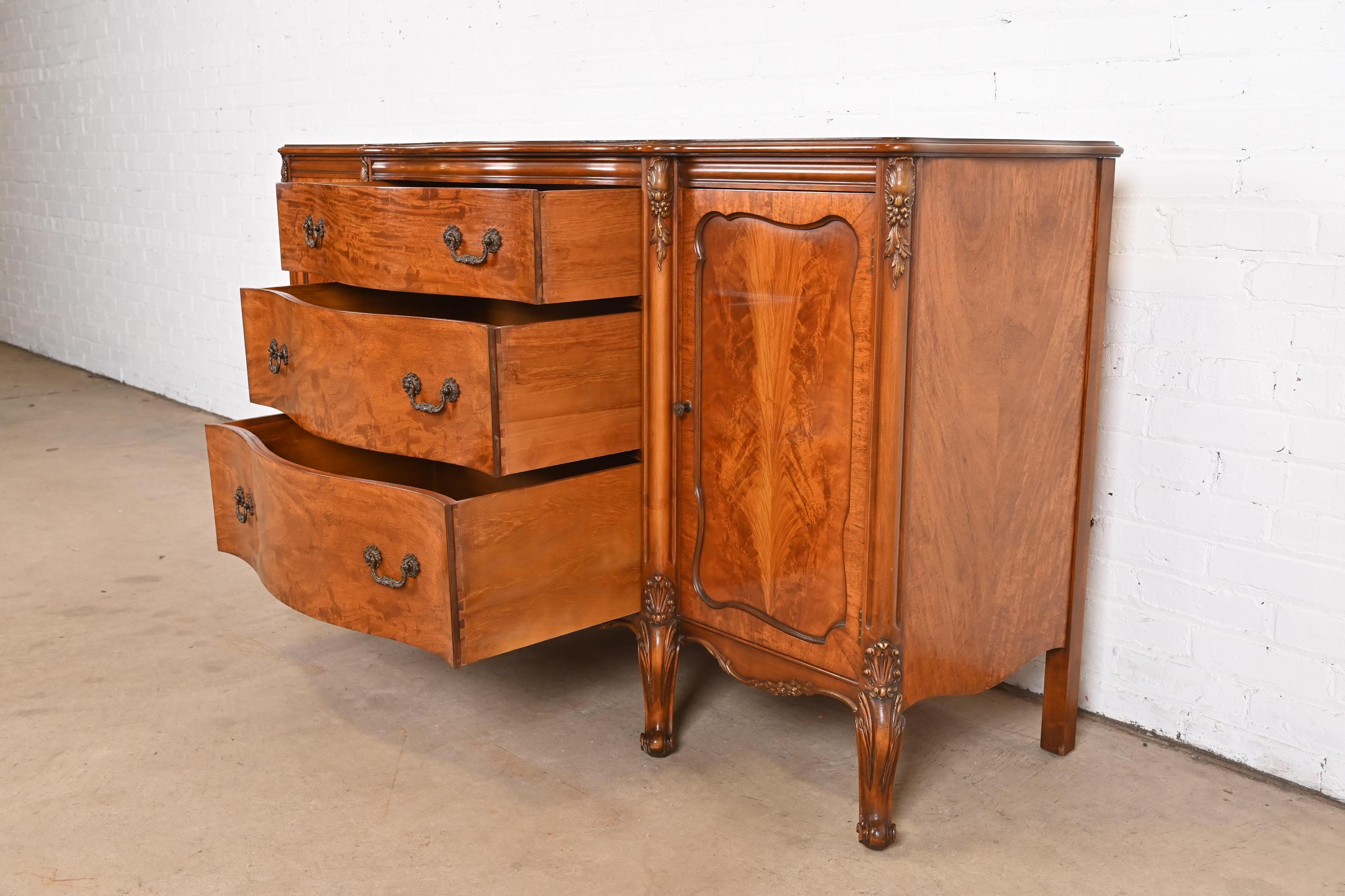 Romweber French Provincial Louis XV Burl Wood Sideboard Credenza, Circa 1920s 2