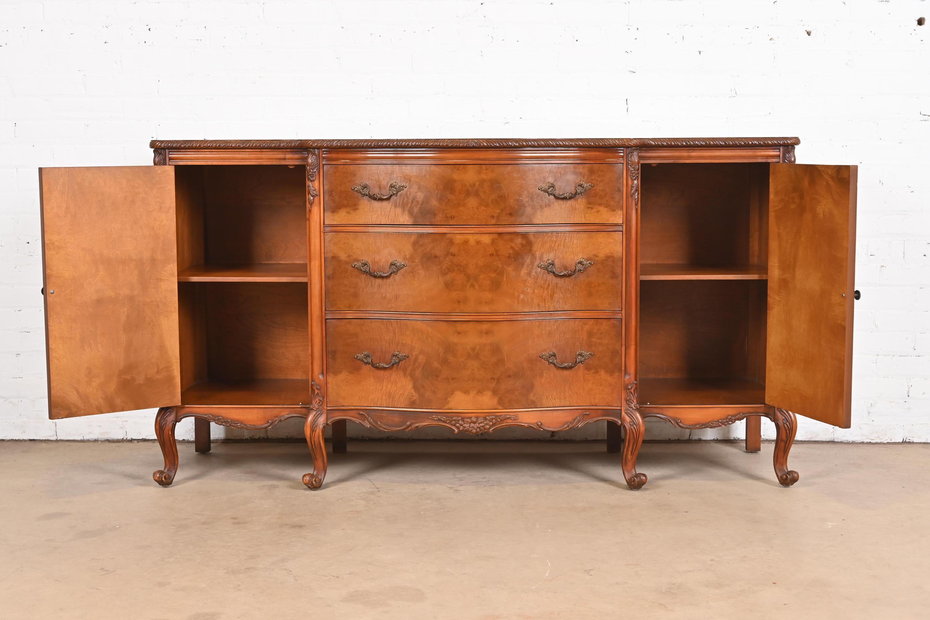 Romweber French Provincial Louis XV Burl Wood Sideboard or Bar Cabinet, 1920s For Sale 4