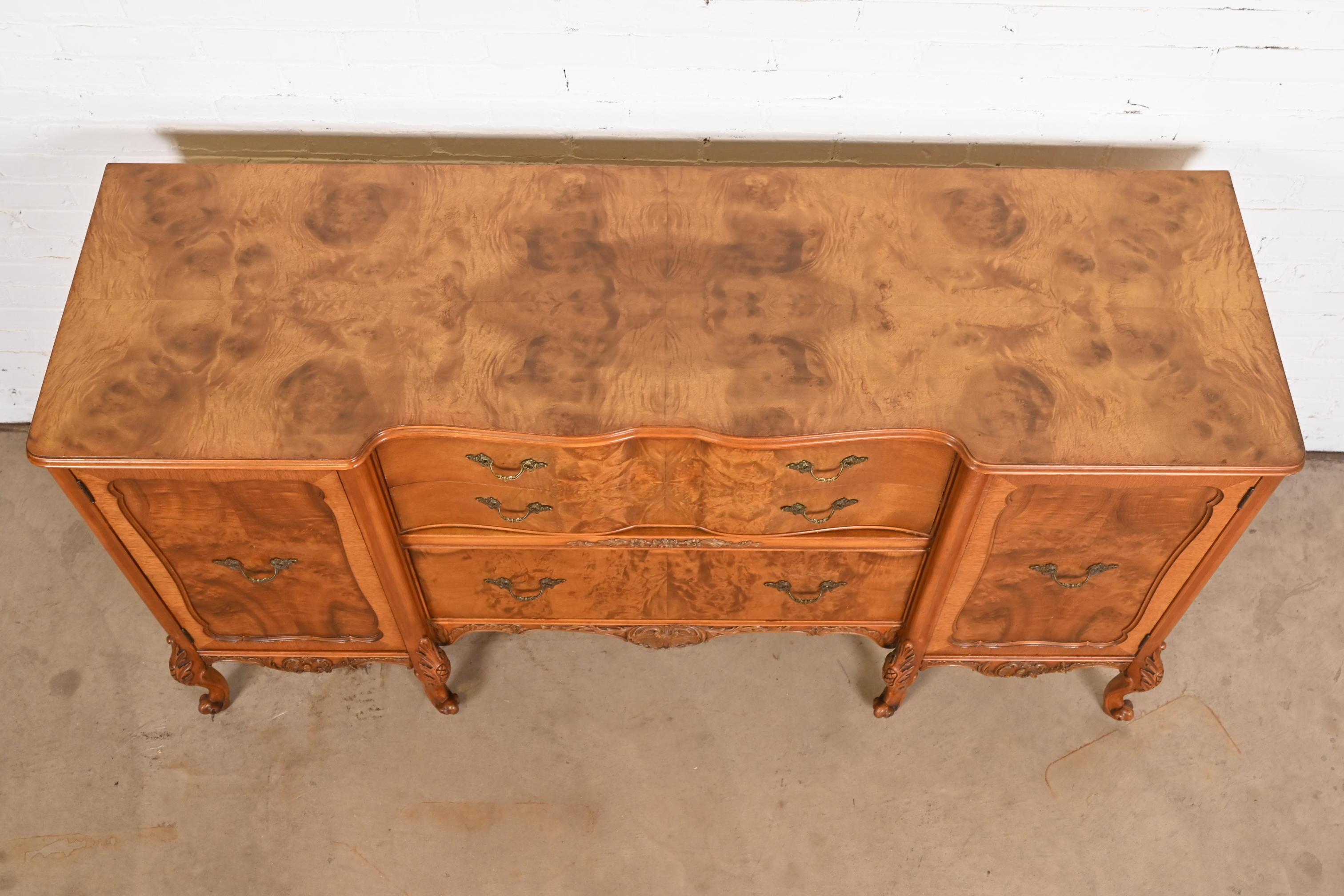 Romweber French Provincial Louis XV Burl Wood Sideboard or Bar Cabinet, 1920s For Sale 7