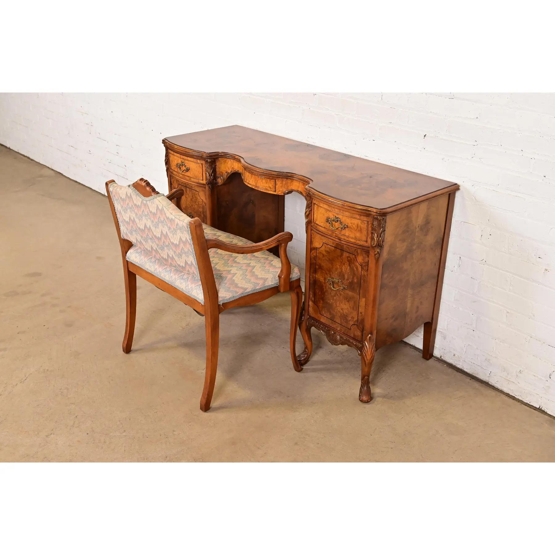 Americano Vanità e sedia in legno di radica Luigi XV di Romweber, CIRCA 1920 in vendita