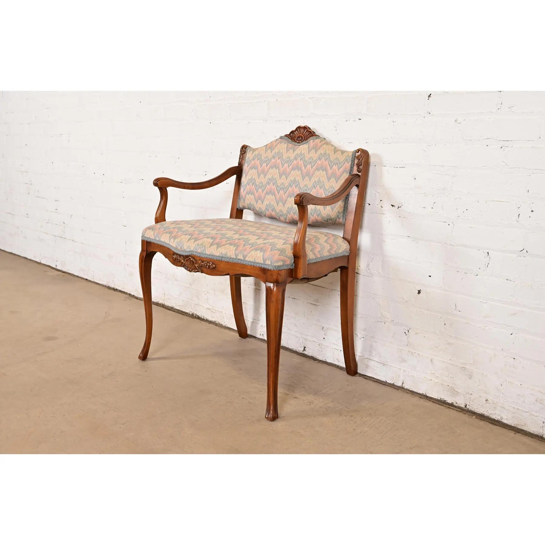 Vanità e sedia in legno di radica Luigi XV di Romweber, CIRCA 1920 in vendita 1