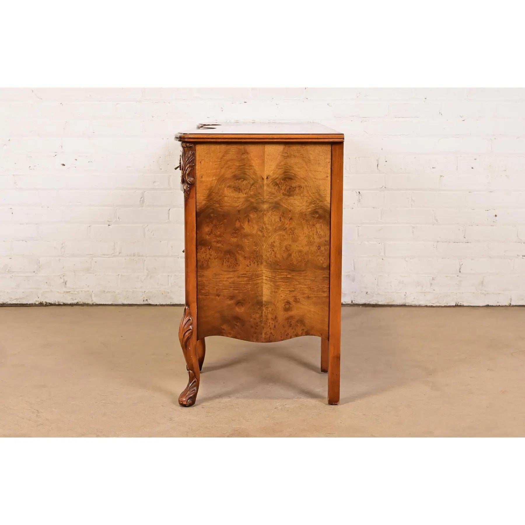 Vanità in legno di radica Luigi XV di Romweber, CIRCA 1920 in vendita 6