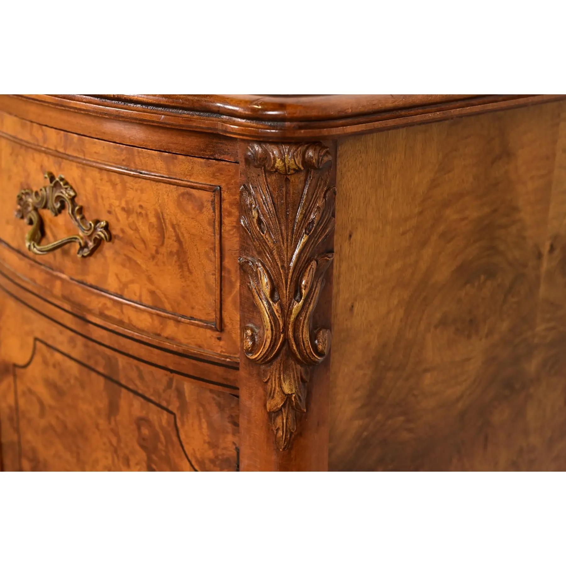 Vanità in legno di radica Luigi XV di Romweber, CIRCA 1920 in vendita 2