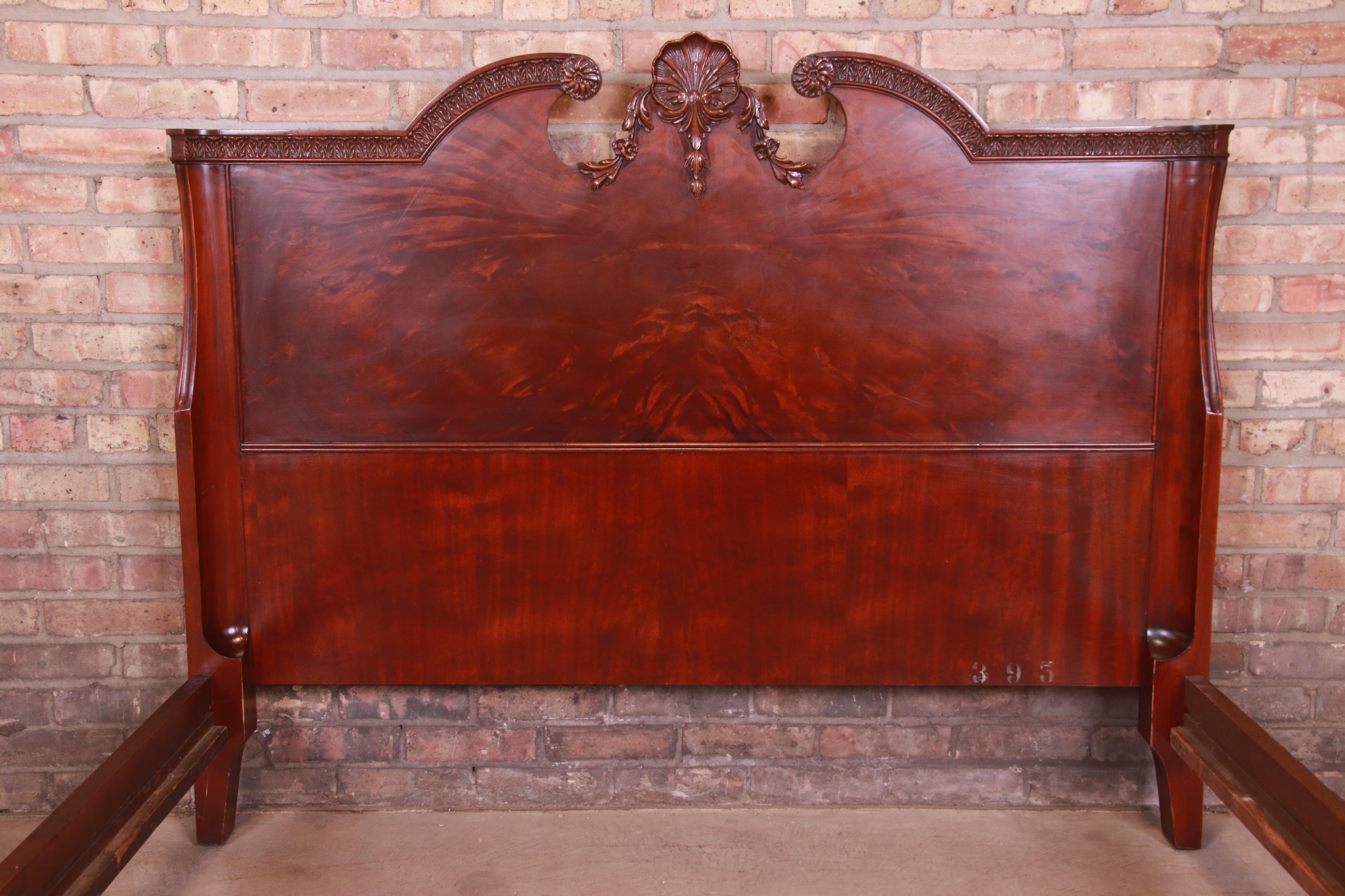 Romweber French Provincial Louis XV Burled Mahogany Full Size Bed, Circa 1920s 2