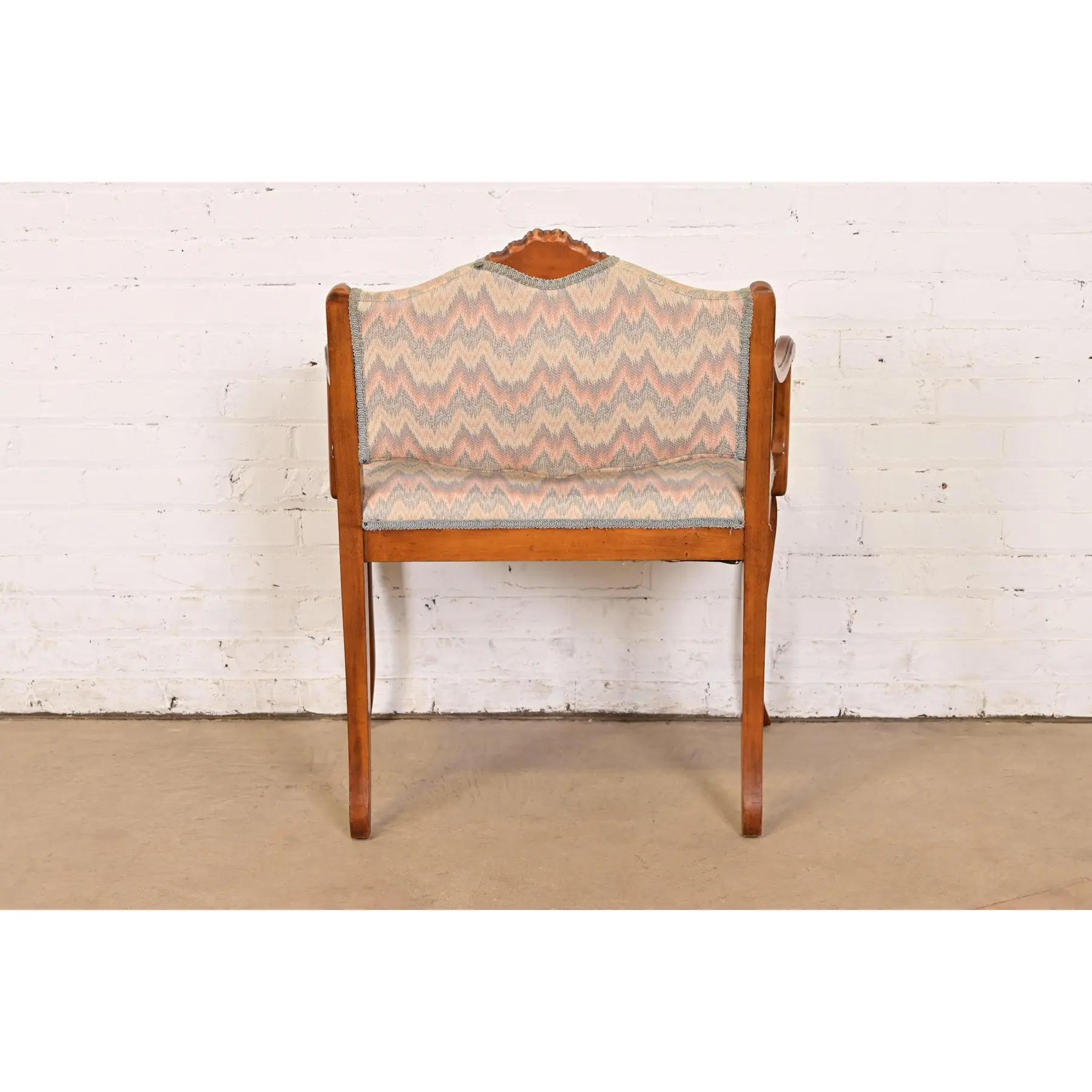 Sedia da toilette in legno d'acacia intagliato Luigi XV di Romweber, CIRCA 1920 in vendita 3