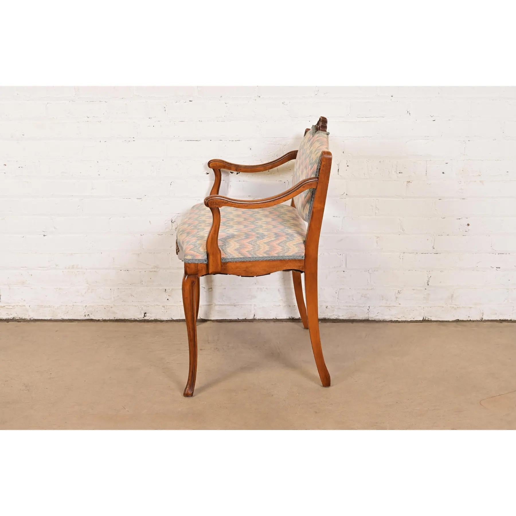 Sedia da toilette in legno d'acacia intagliato Luigi XV di Romweber, CIRCA 1920 in vendita 2