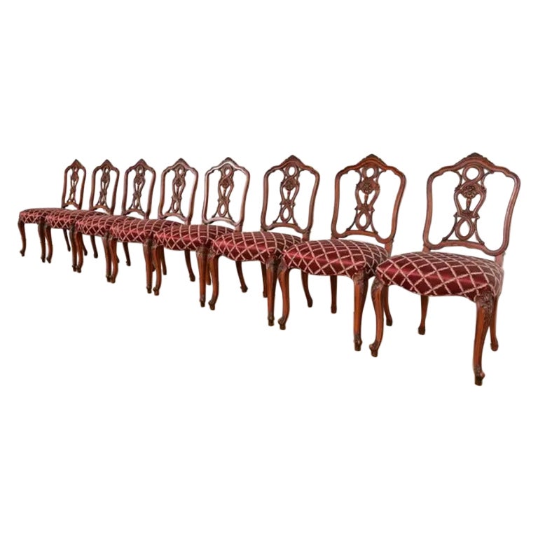 Romweber Chaises de salle à manger Louis XV en noyer sculpté, série de huit