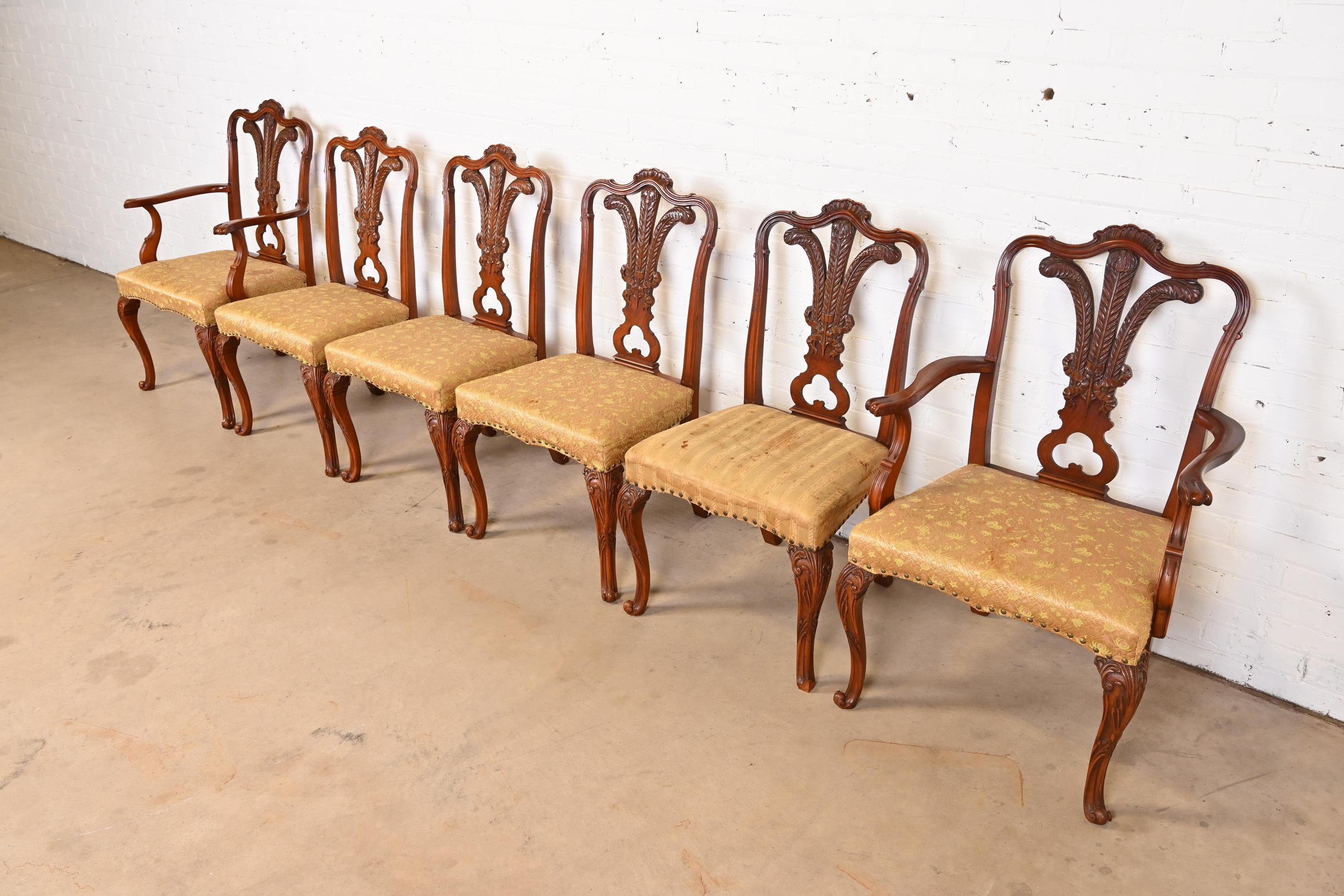Romweber French Provincial Louis XV Carved Walnut Dining Chairs, Set of Six In Good Condition For Sale In South Bend, IN