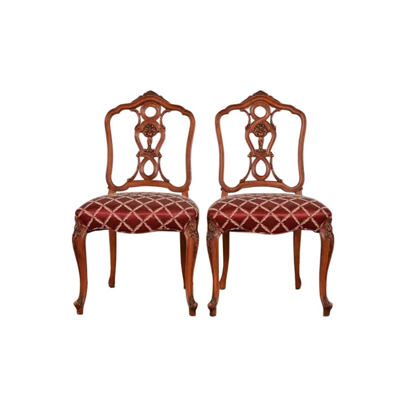Romweber Chaises d'appoint ou de salle à manger en noyer sculpté de style provincial français Louis XV