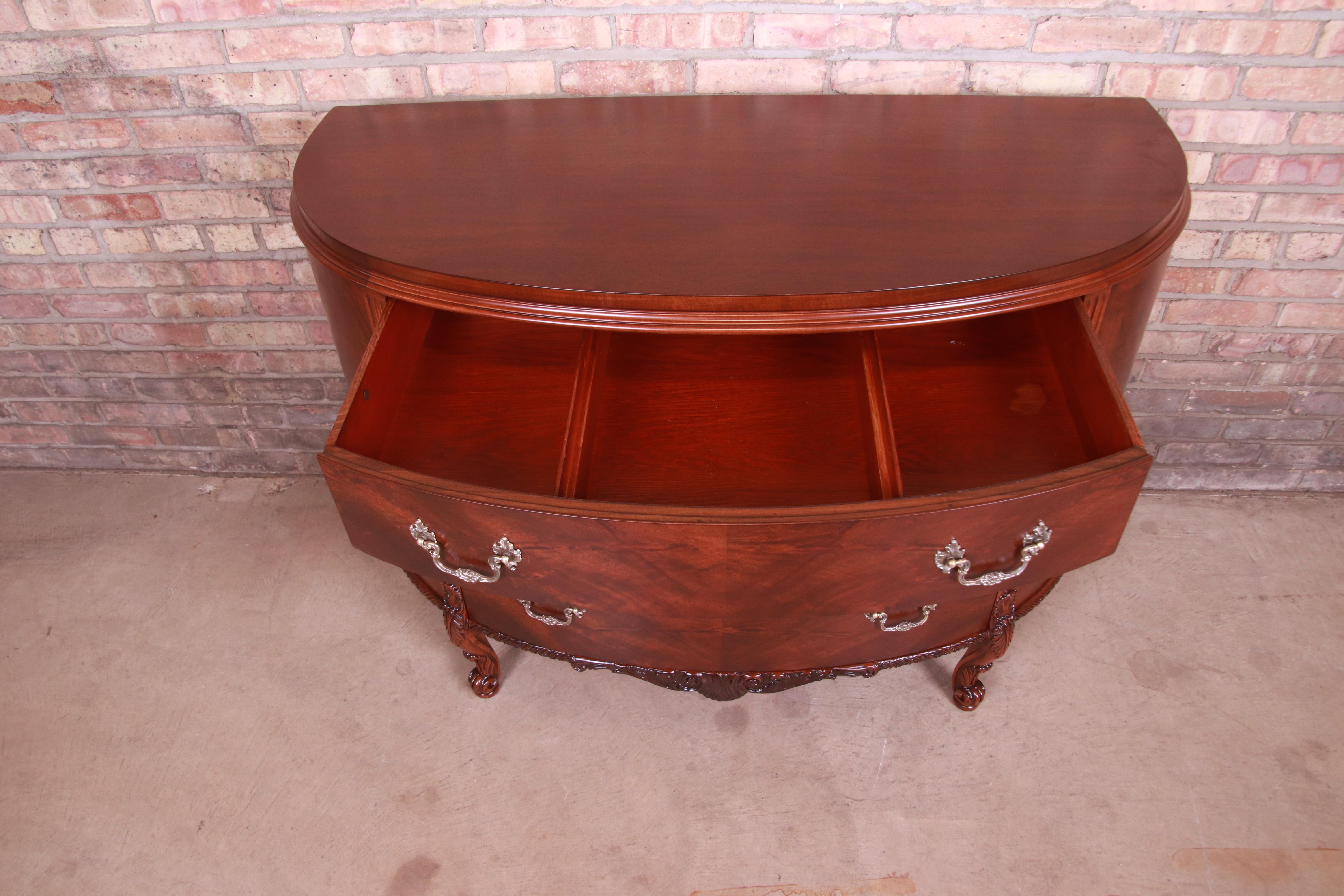 Romweber French Provincial Louis XV Flame Mahogany Demilune Dresser Chest, 1920s 4