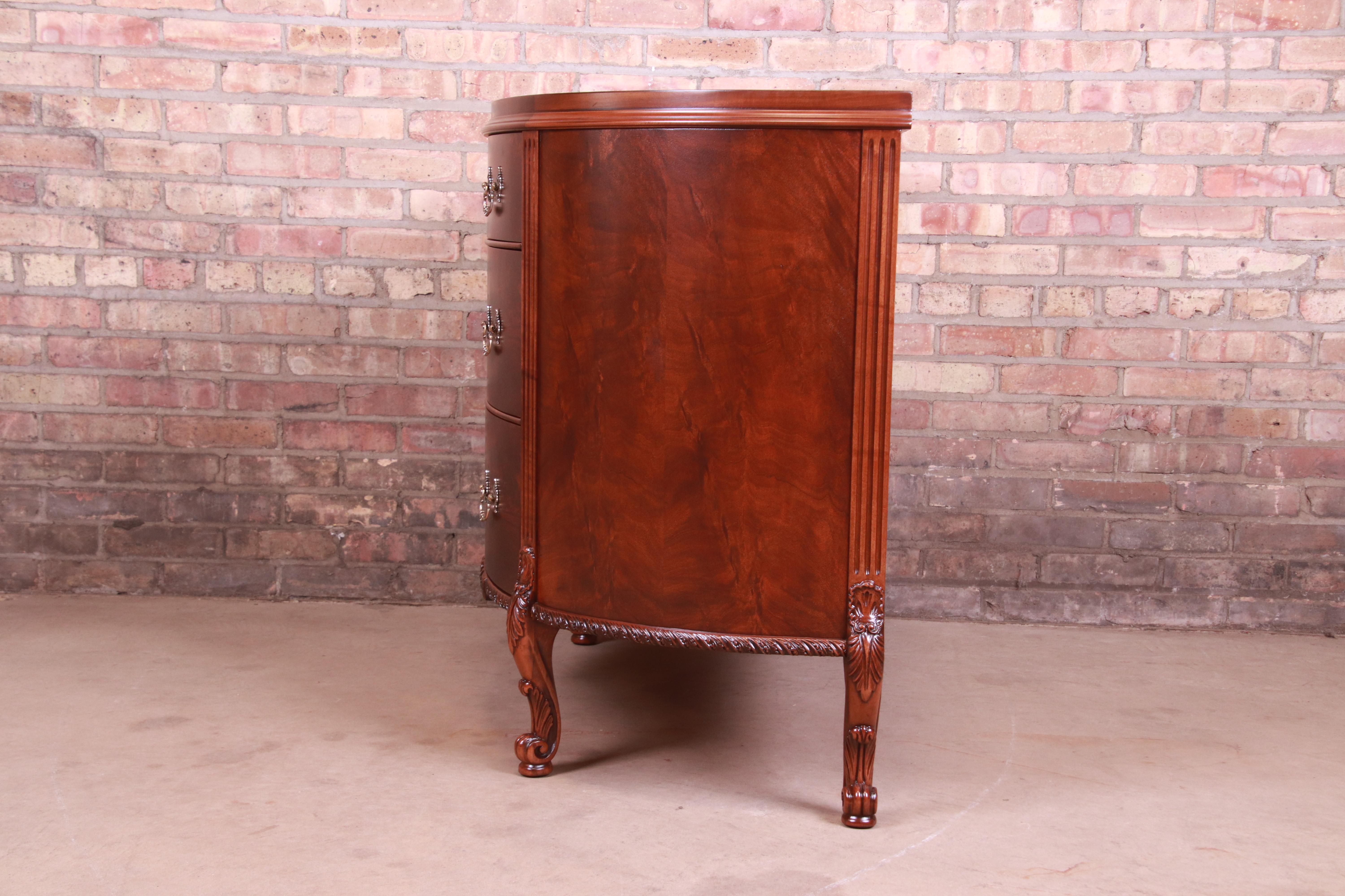 Romweber French Provincial Louis XV Flame Mahogany Demilune Dresser Chest, 1920s 12