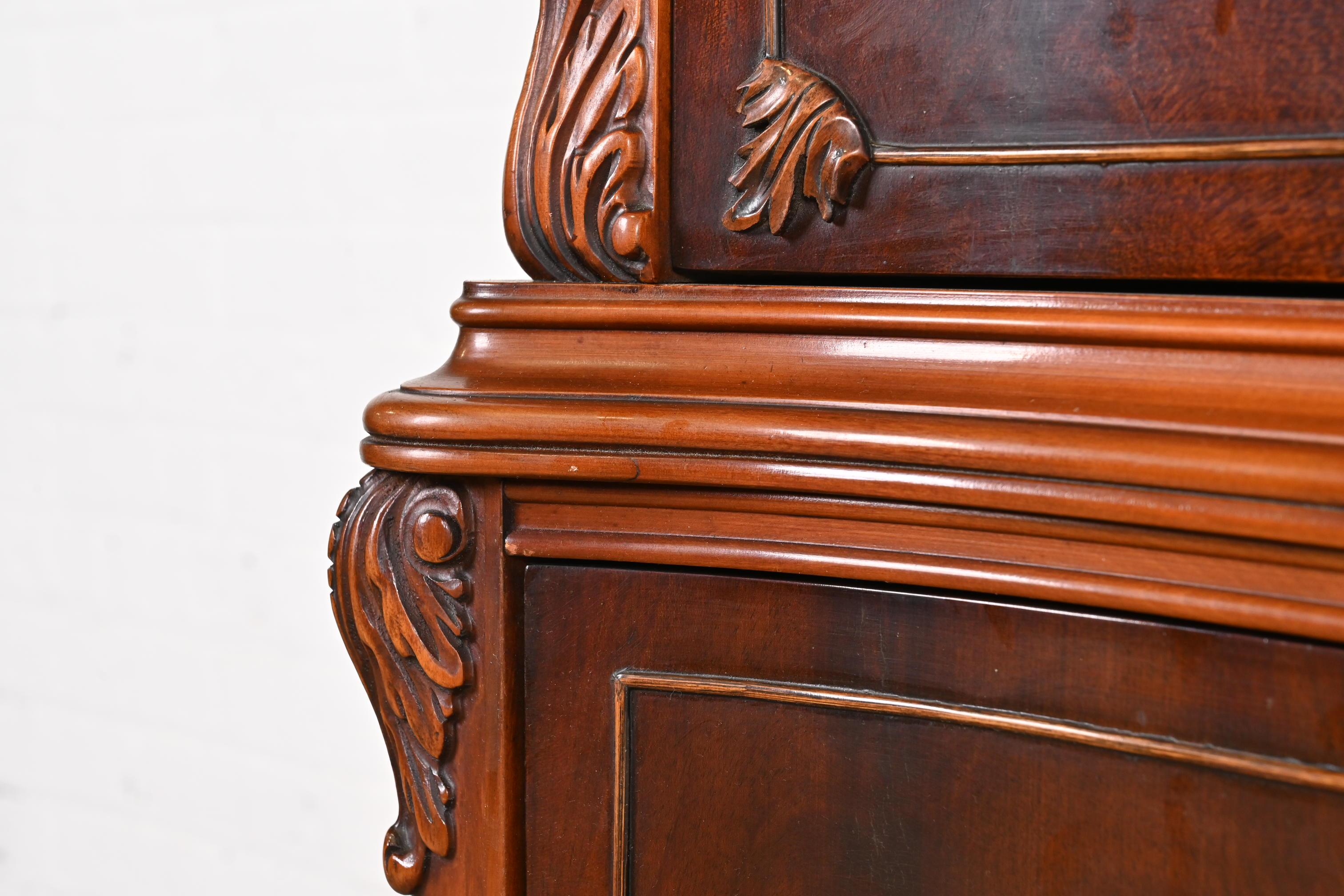 Romweber French Provincial Louis XV Flame Mahogany Highboy Dresser, Circa 1920s 2