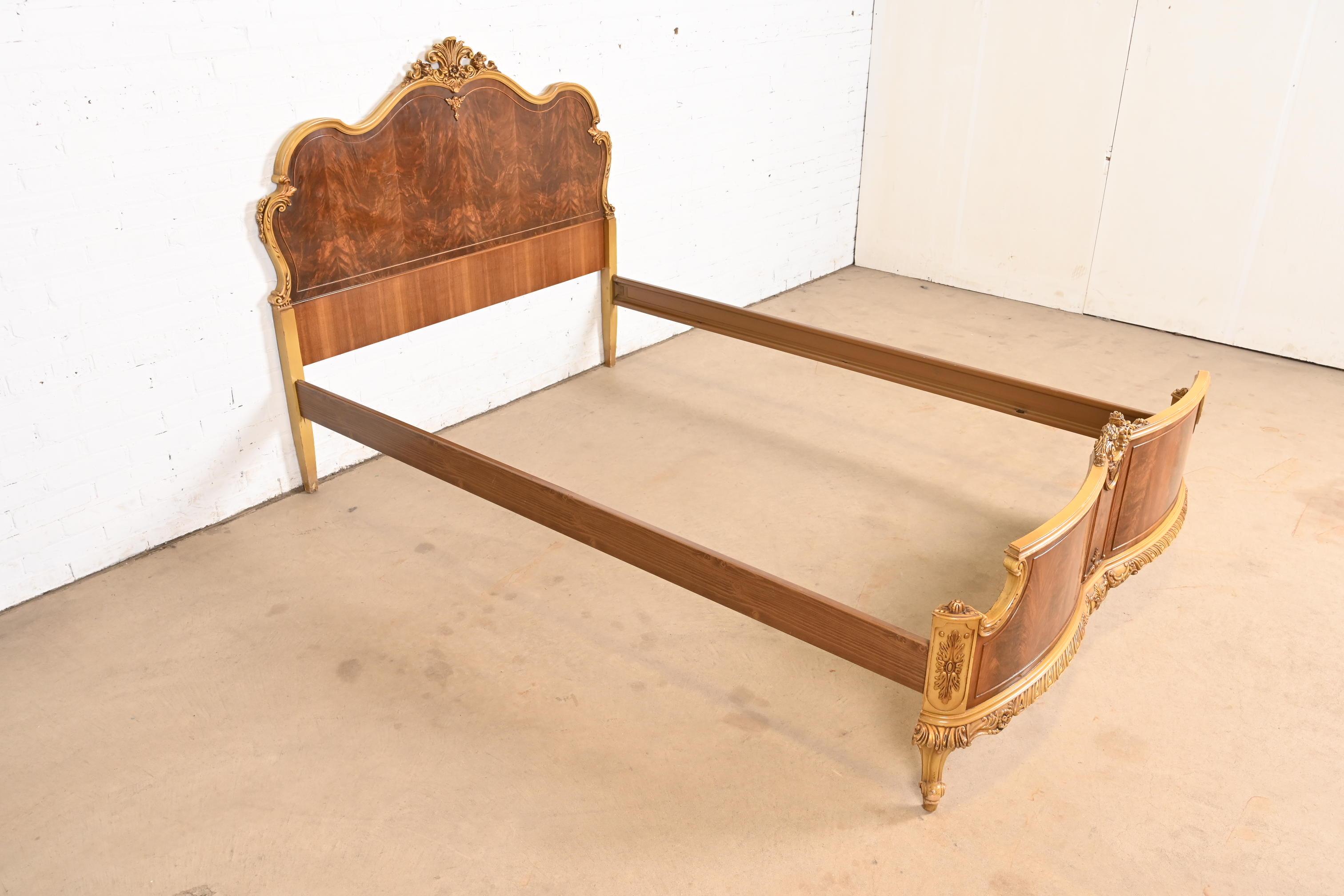 Early 20th Century Romweber French Provincial Louis XV Mahogany and Parcel Painted Full Size Bed For Sale