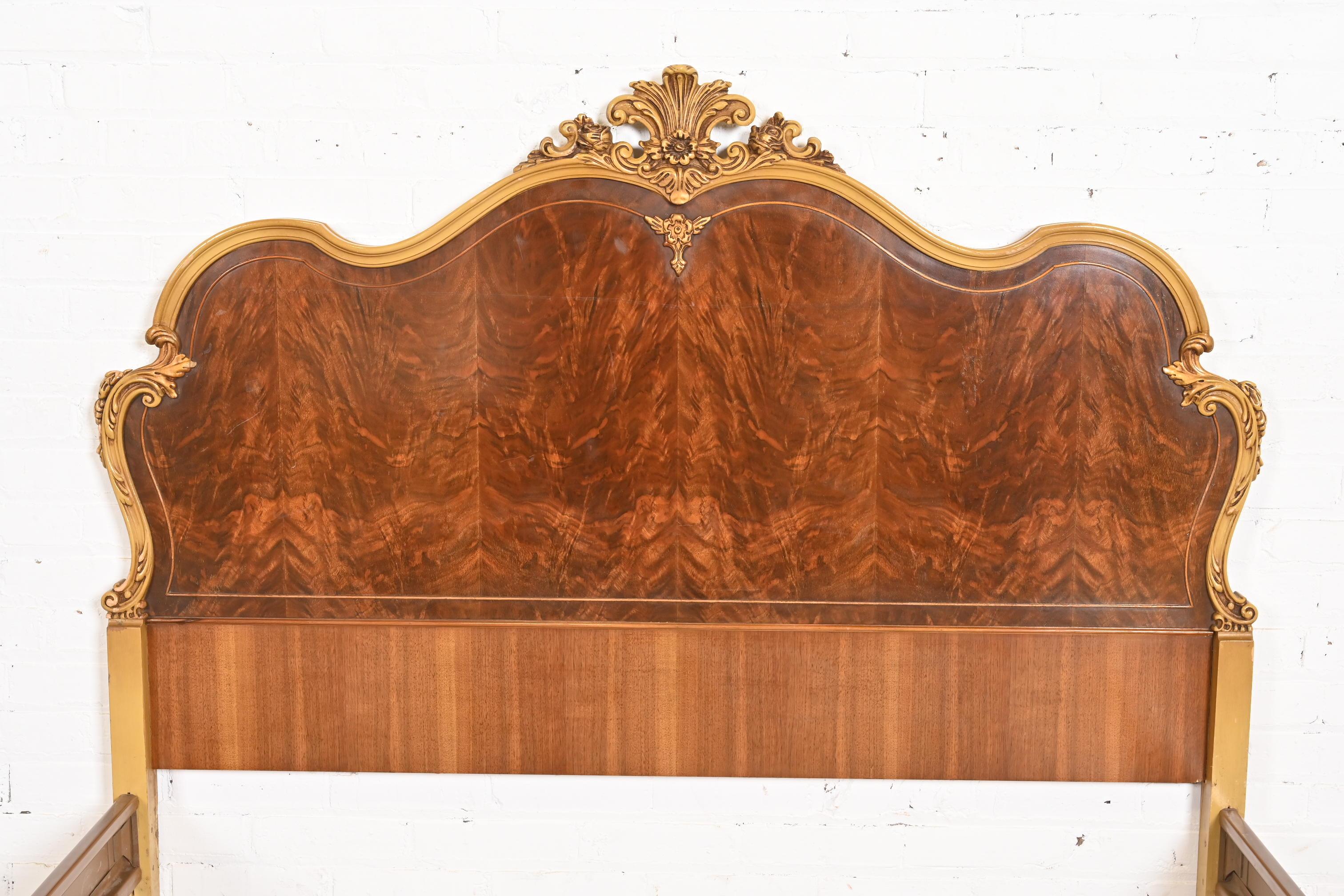 Romweber French Provincial Louis XV Mahogany and Parcel Painted Full Size Bed For Sale 2