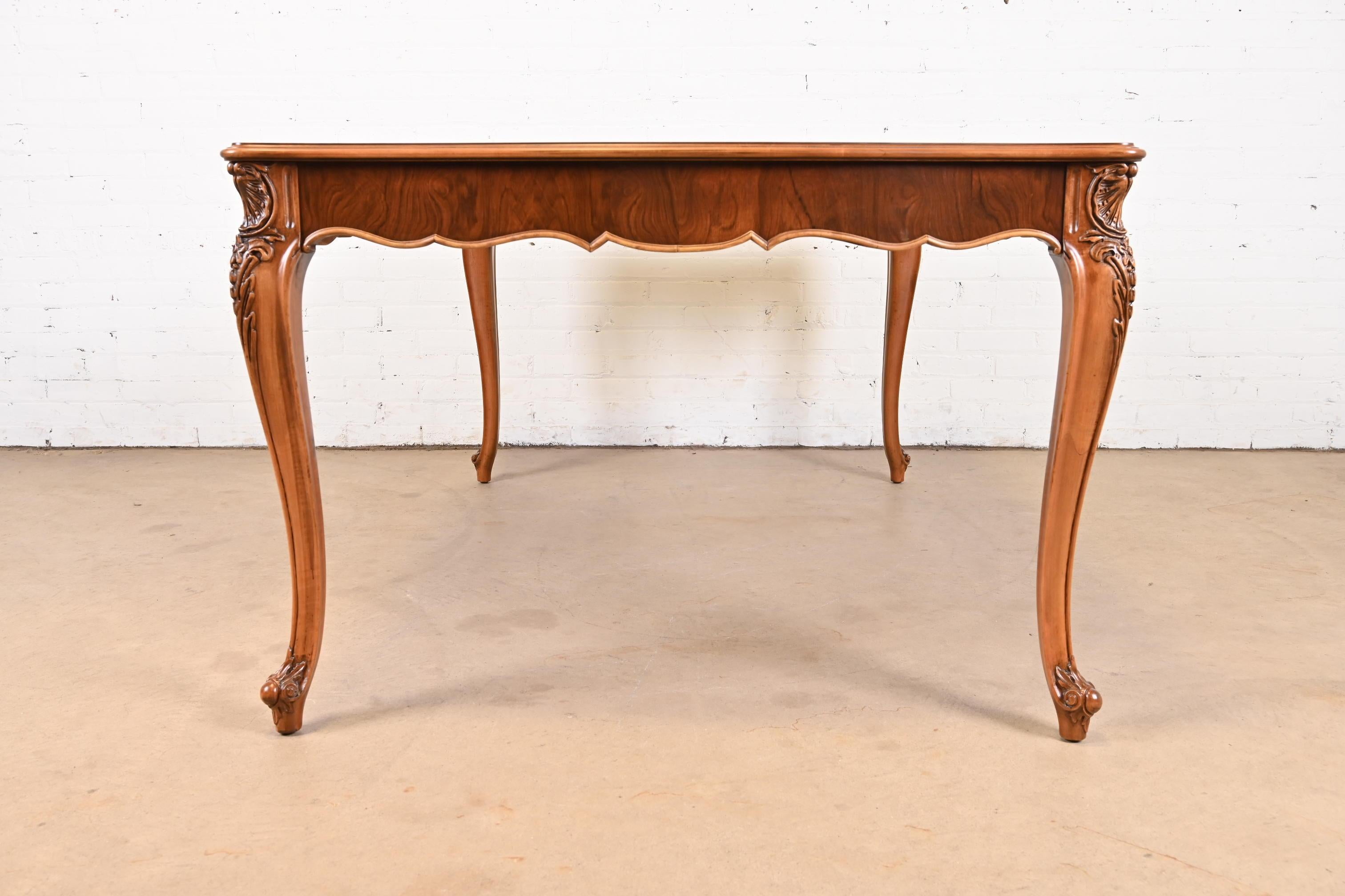 Romweber French Provincial Louis XV Rosewood Dining Table, Newly Refinished 8