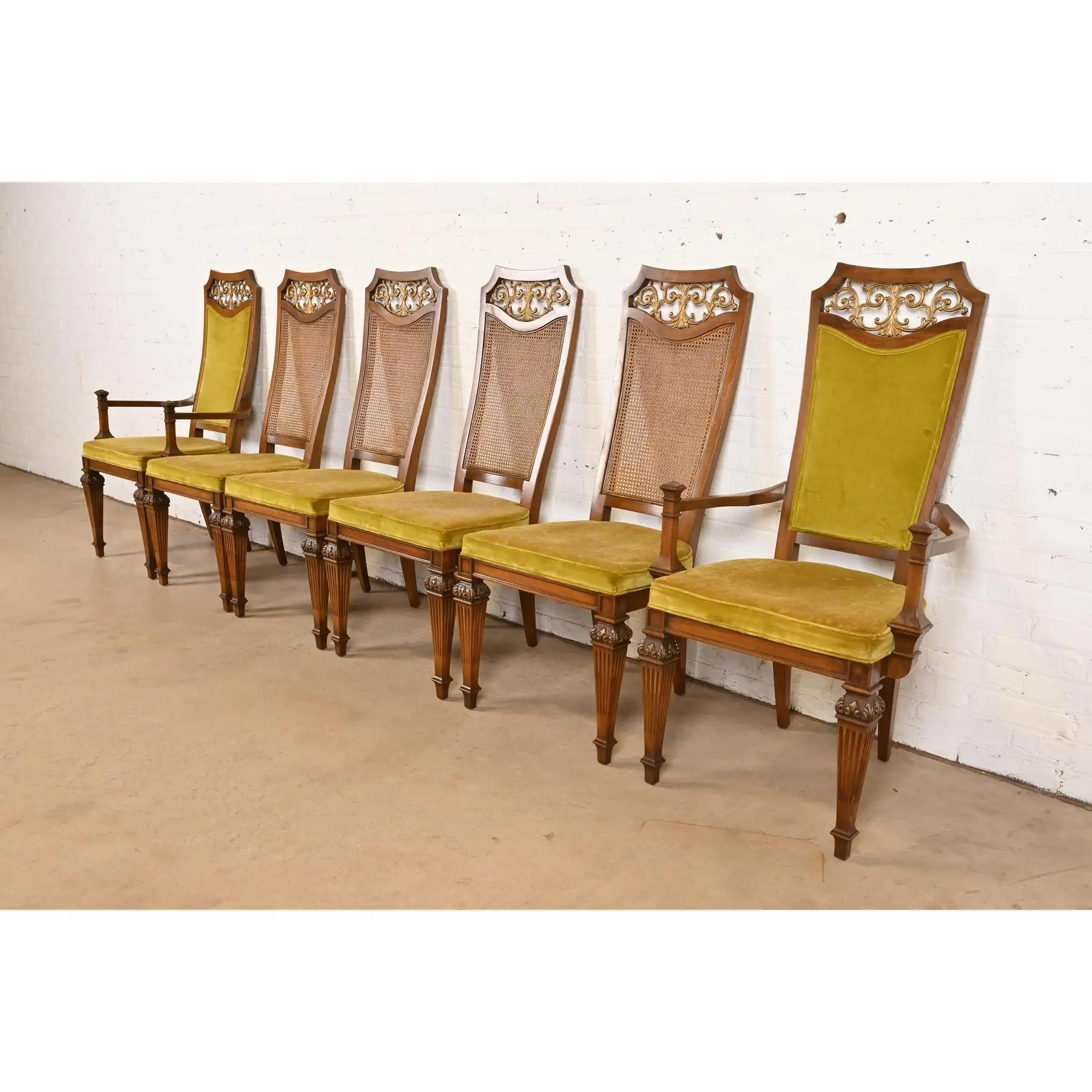 Sedie da pranzo Romweber in legno di noce intagliato e con schienale a canne, di epoca Regency francese Louis XVI in vendita 6