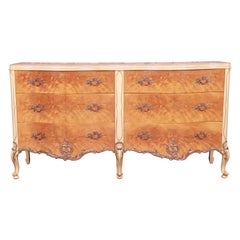 Romweber Französisch Rokoko Louis XV Wurzelholz Kommode oder Credenza:: ca. 1930er Jahre