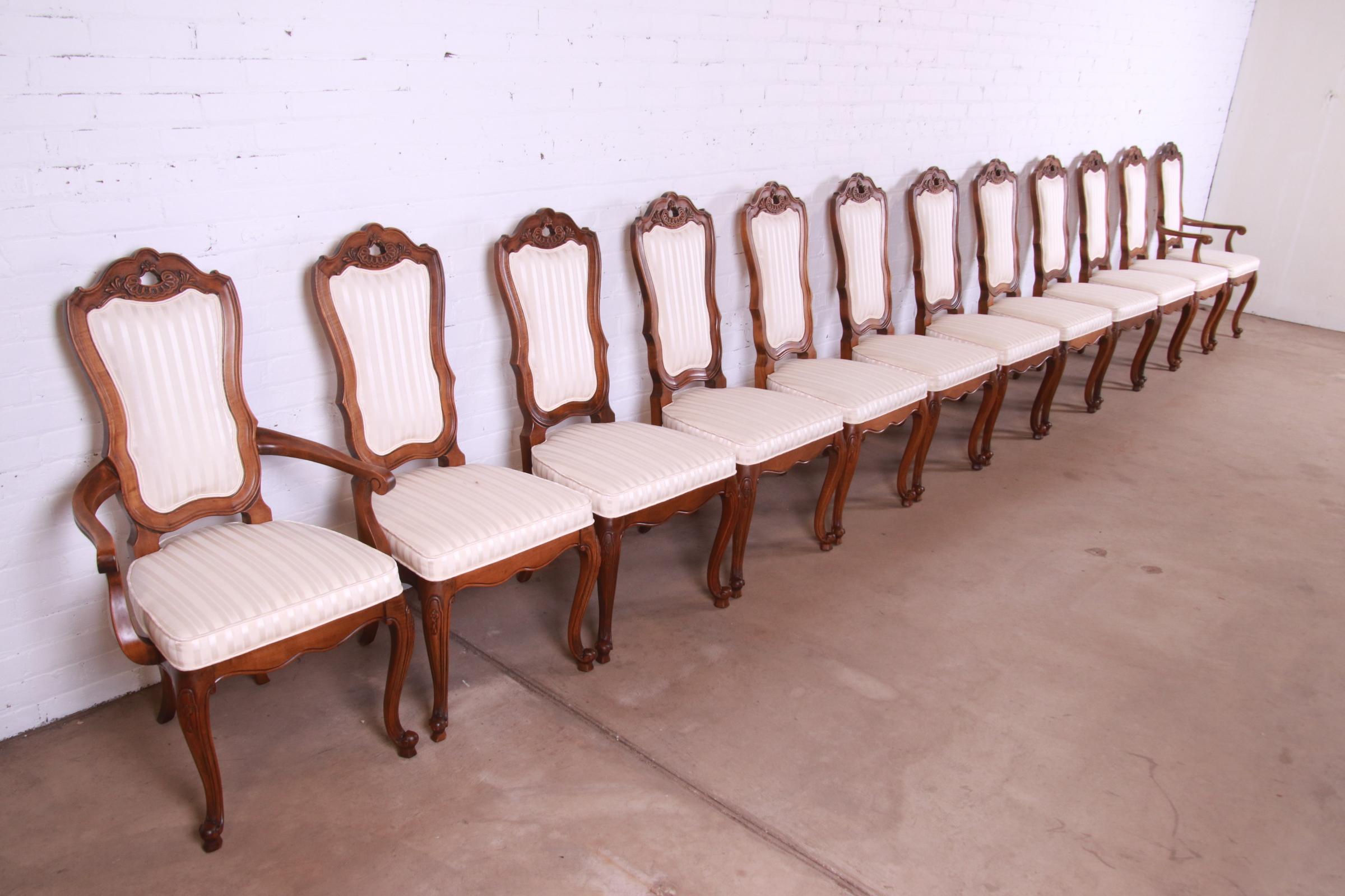 Romweber French Rococo Louis XV Carved Walnut Dining Chairs, Set of Twelve In Good Condition In South Bend, IN