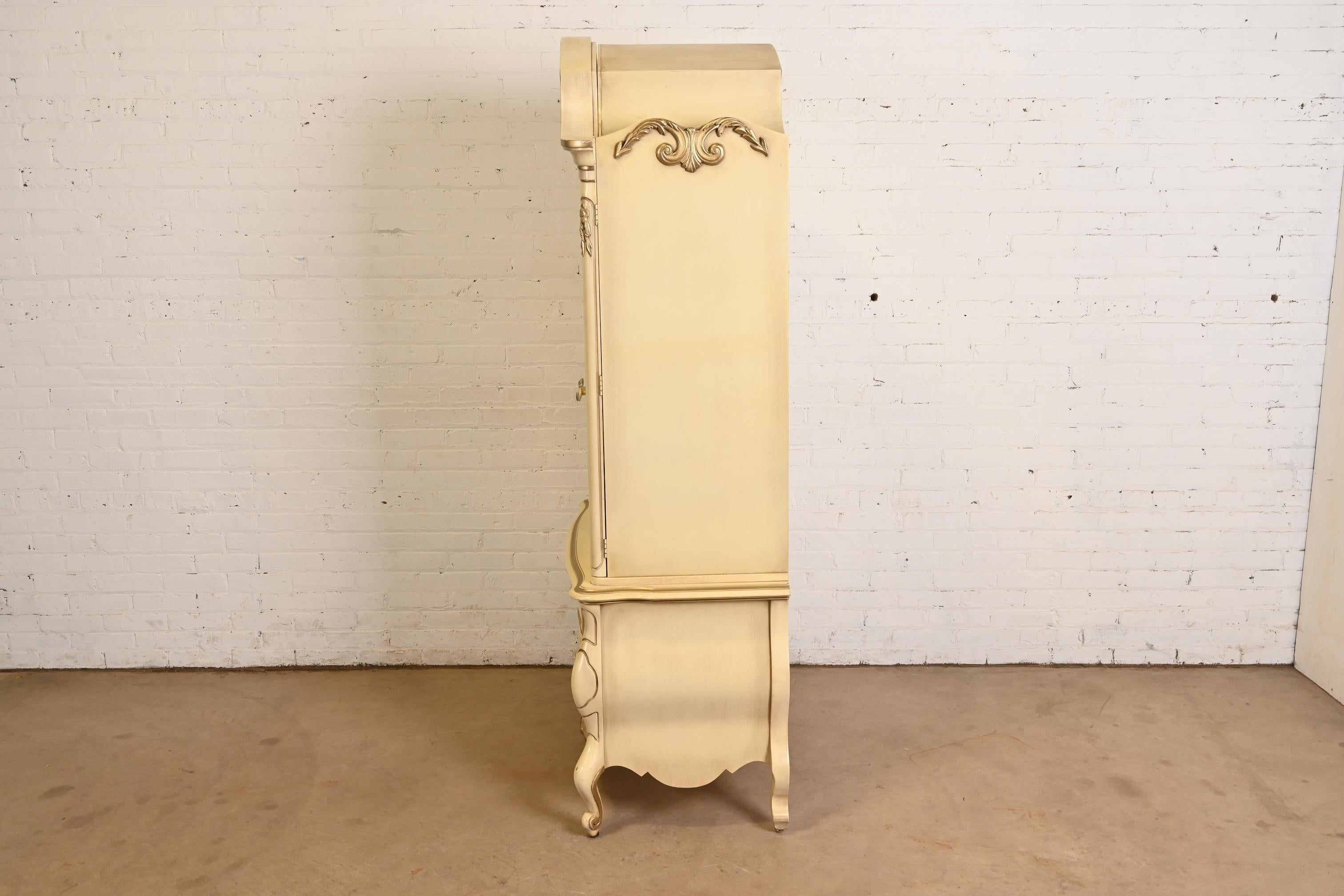 Romweber French Rococo Louis XV Cream Lacquered Armoire Dresser, Circa 1960s For Sale 7