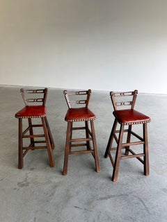 Sgabelli da bar brutalisti Romweber con testa di cavallo, Oak e pelle, set di 3