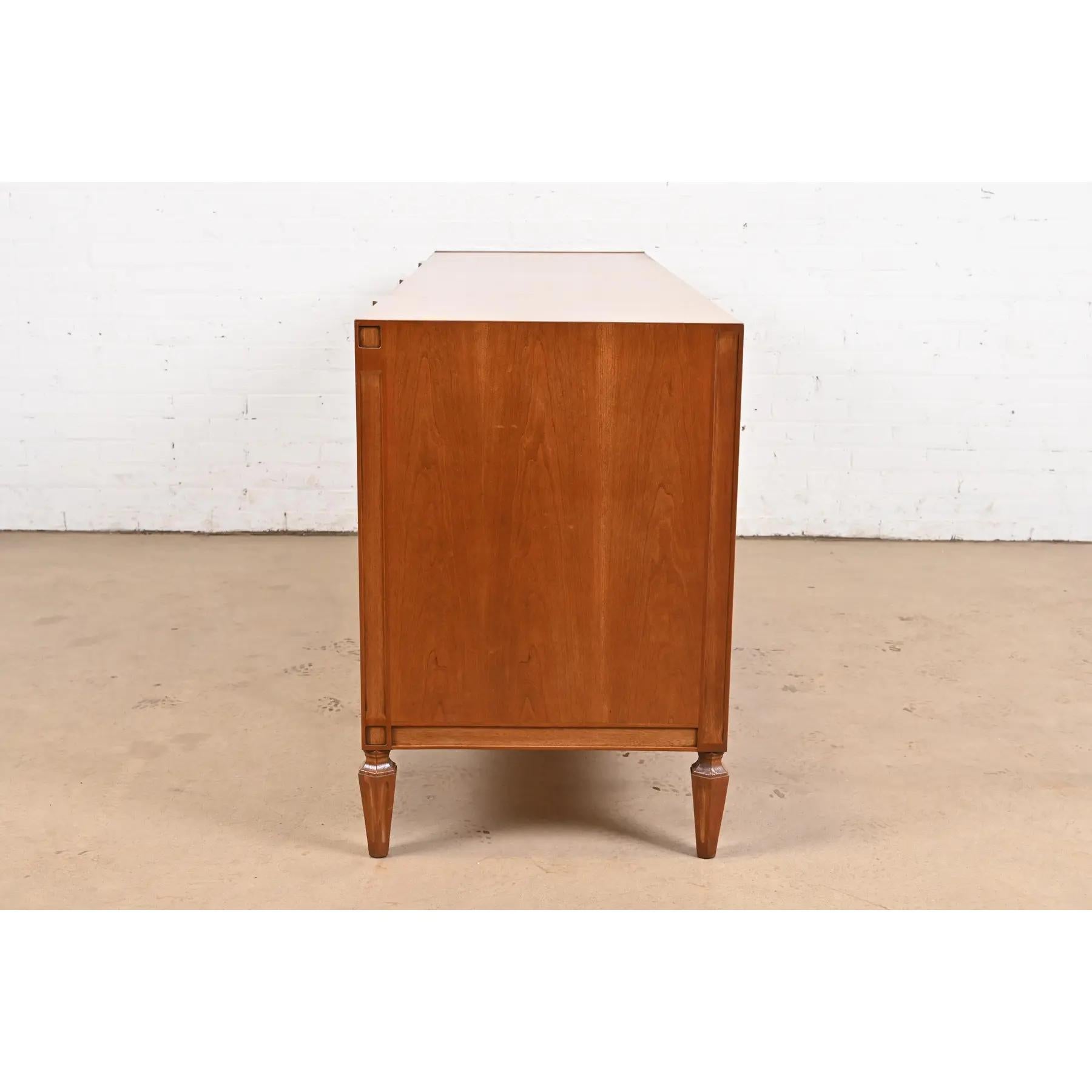 Romweber Mid-Century Hollywood Regency Burl Wood Dresser, Newly Refinished For Sale 4