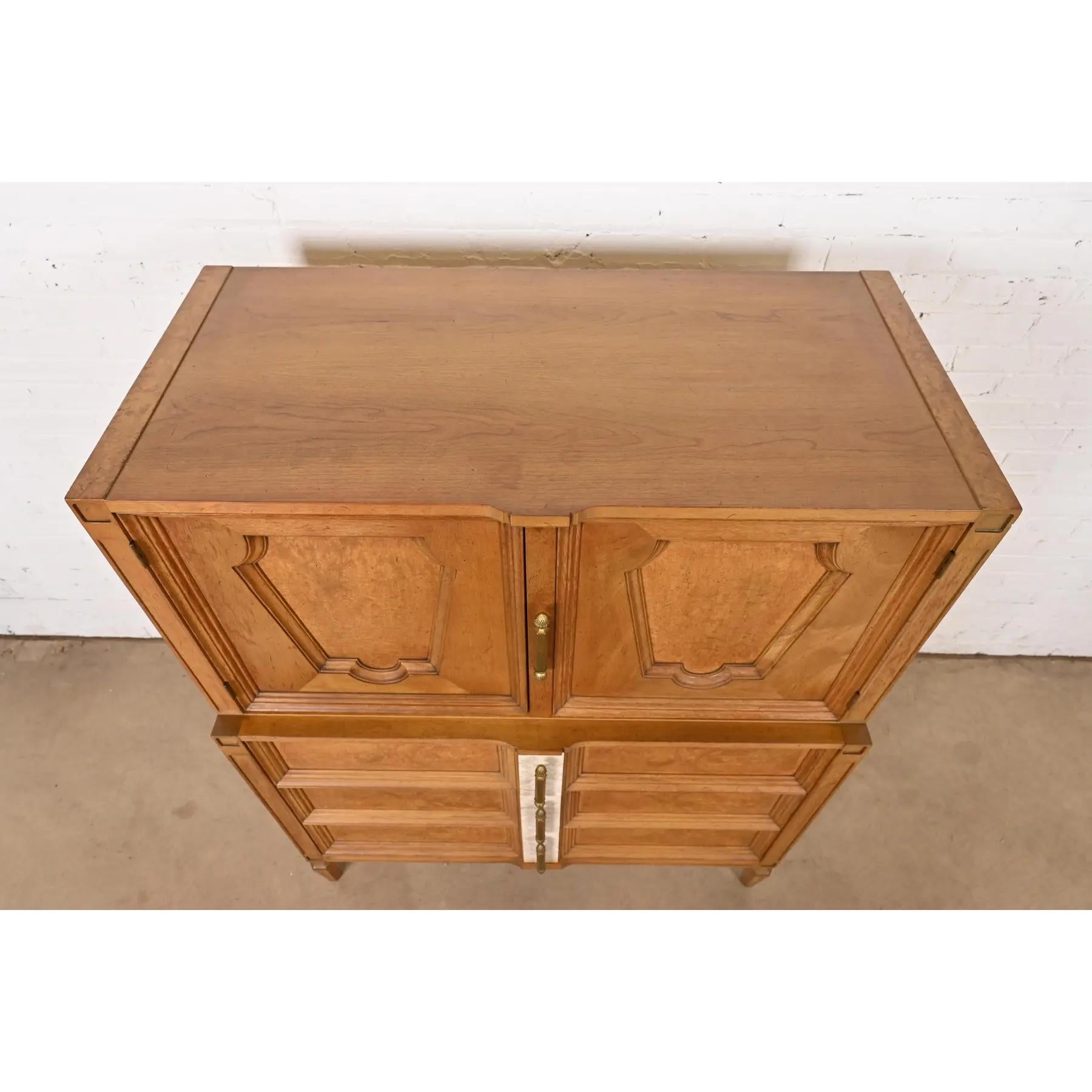 Romweber Mid-Century Hollywood Regency Burl Wood Gentleman's Chest, Circa 1960s For Sale 3