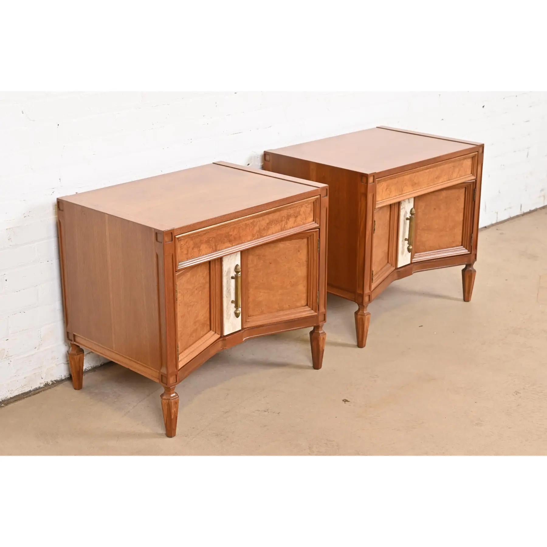 Romweber Mid-Century Hollywood Regency Burl Wood Nightstands, Newly Refinished In Good Condition For Sale In South Bend, IN